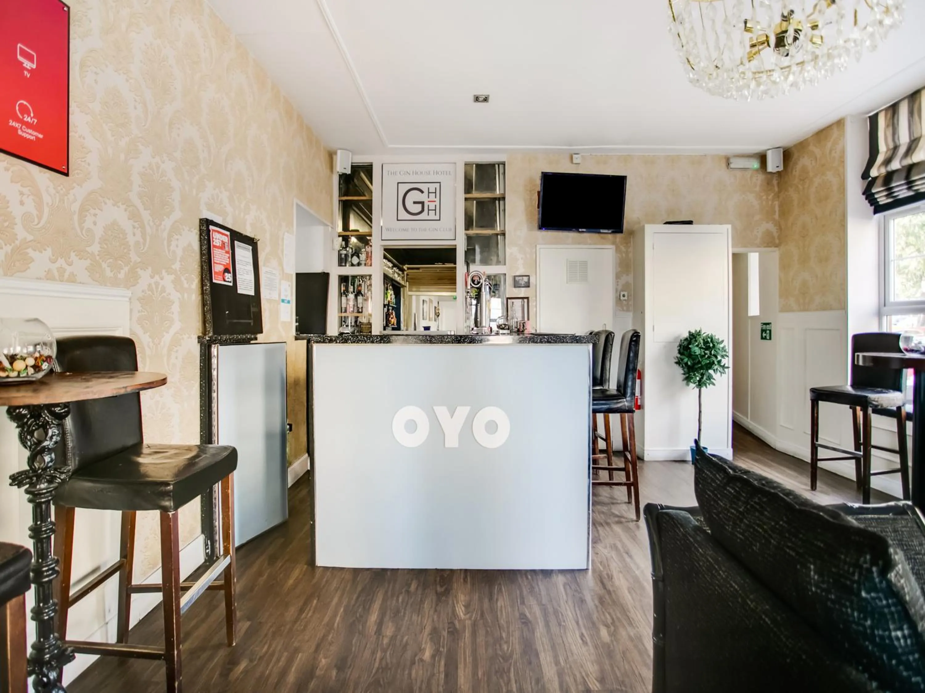 Lobby or reception in OYO Gin House Hotel