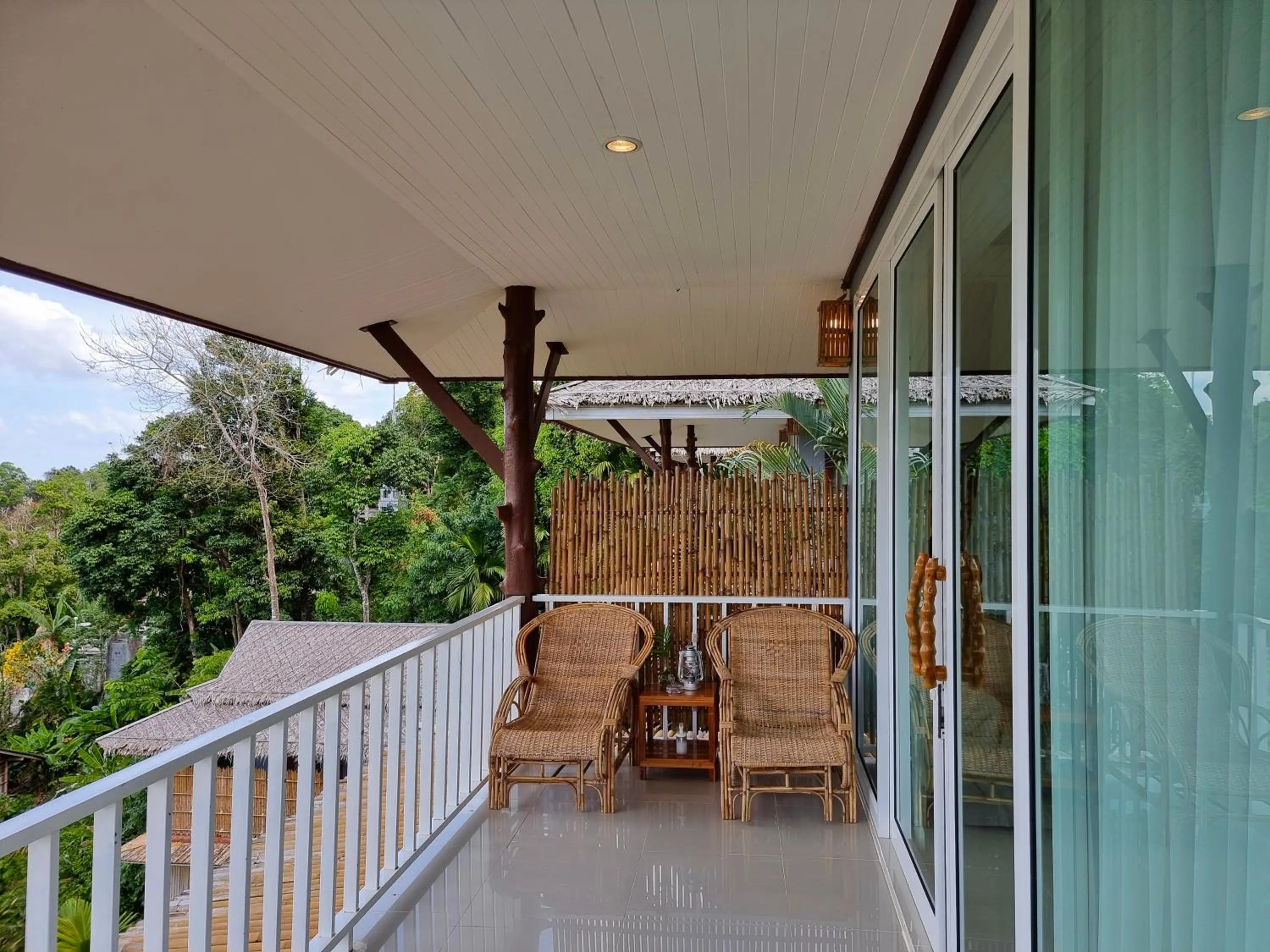 Day in Baan Phuvara Retreat - Romantic Jacuzzi Mountain View Villas