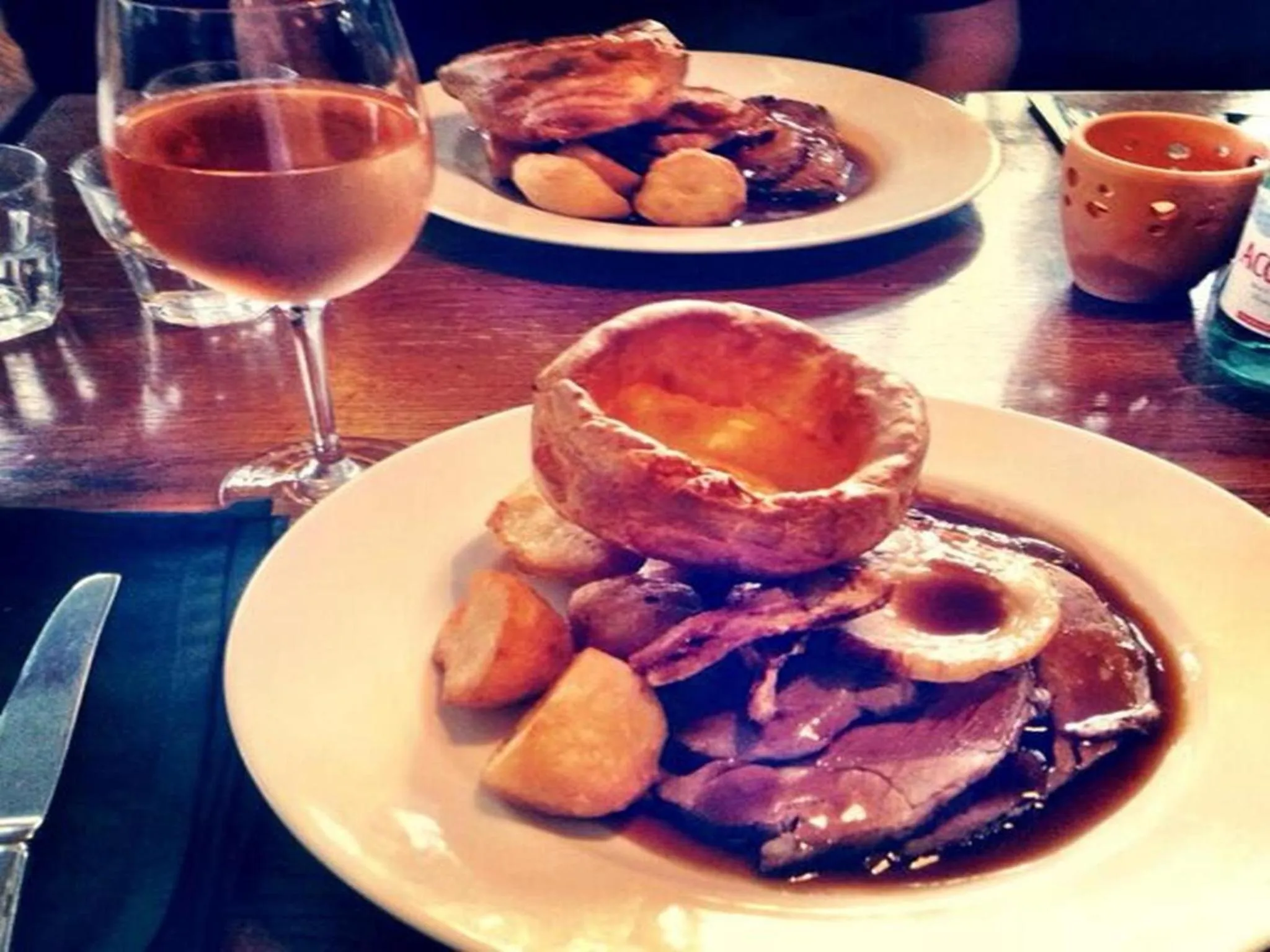 Food close-up in The Black Horse Fulmer