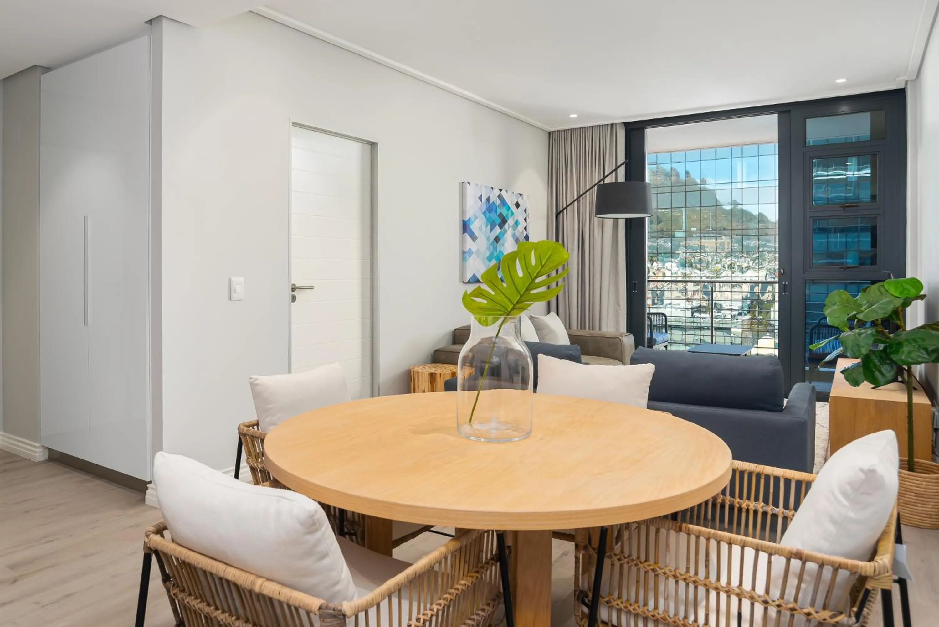 16 on Bree Luxury Apartments