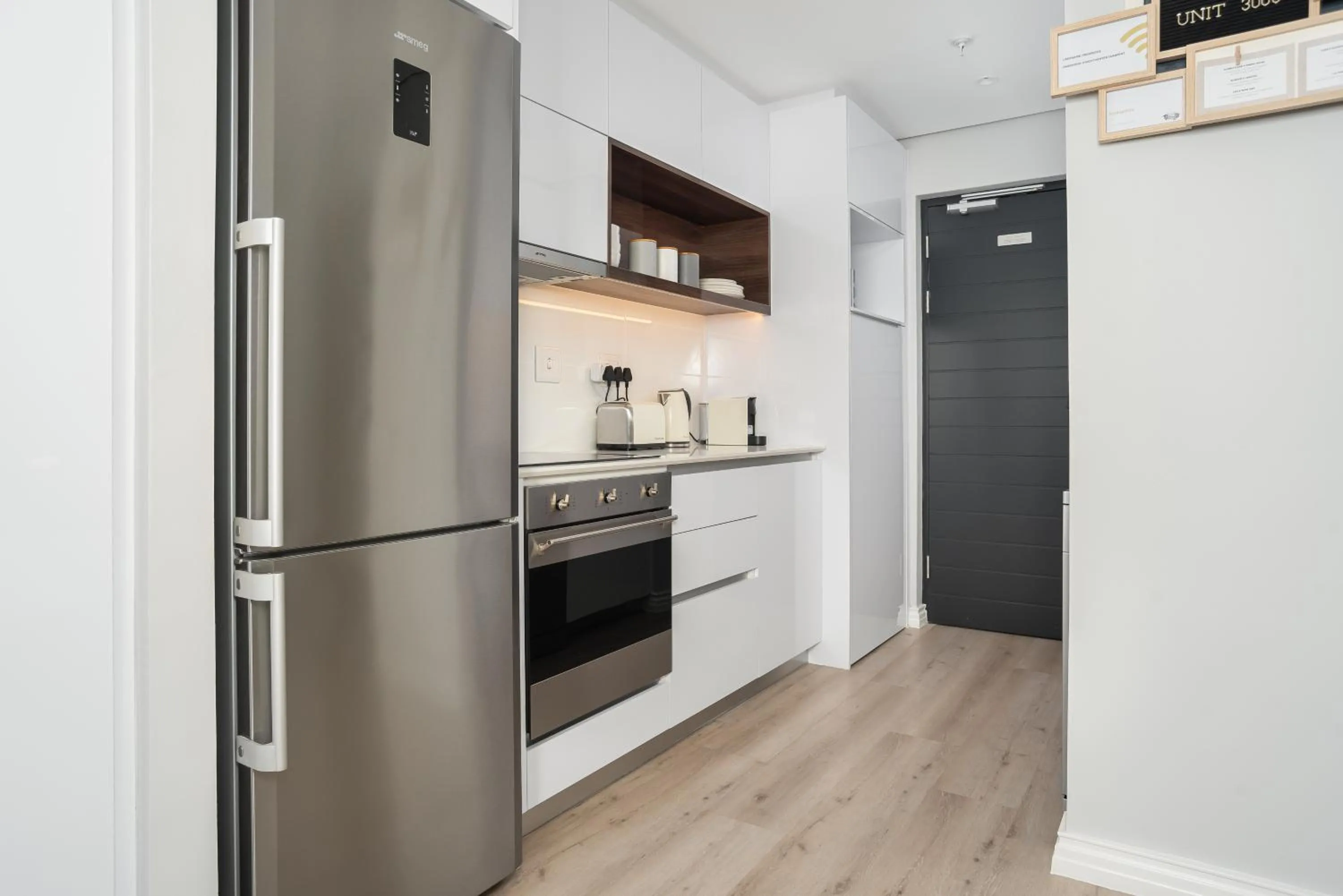 16 on Bree Luxury Apartments