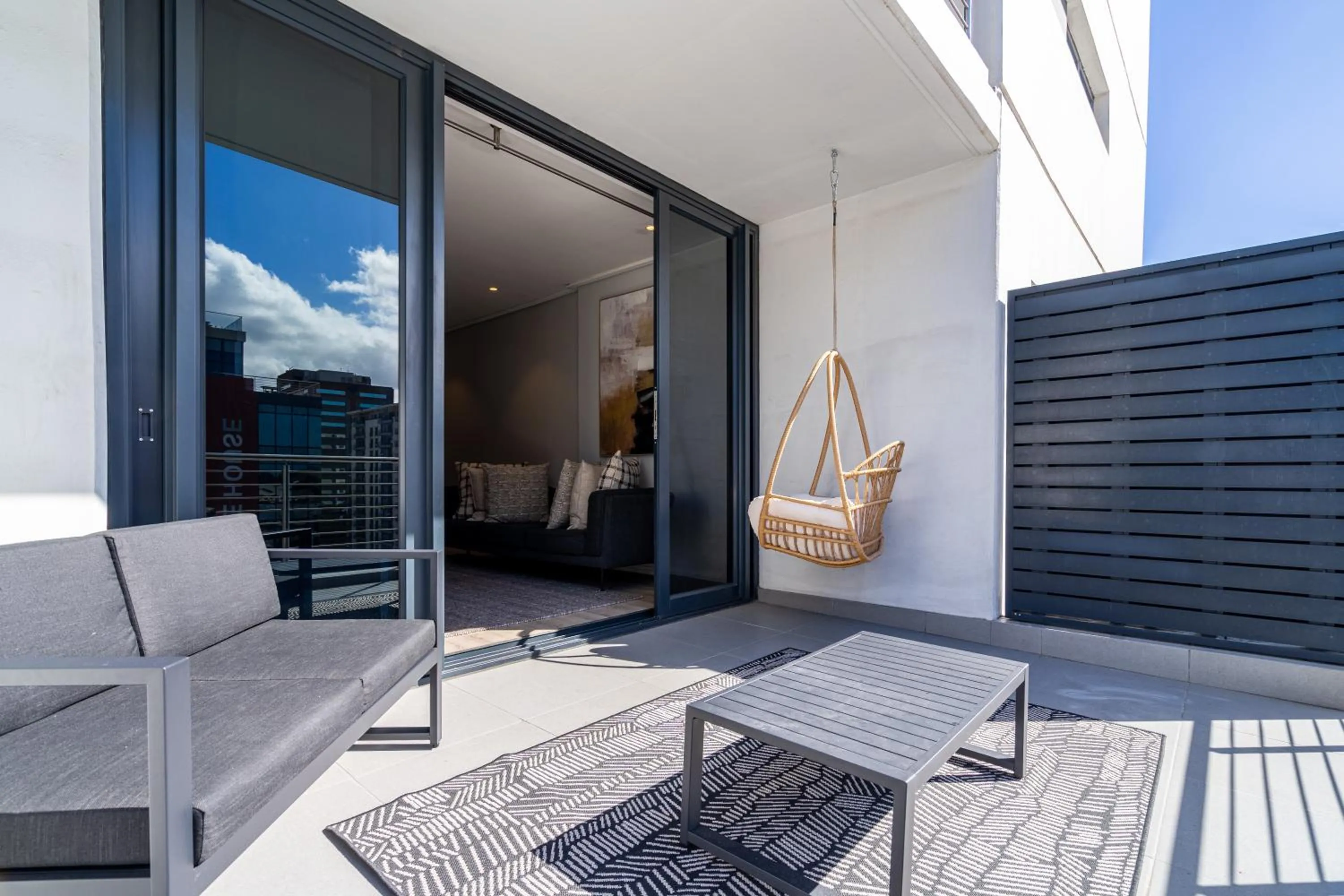 16 on Bree Luxury Apartments
