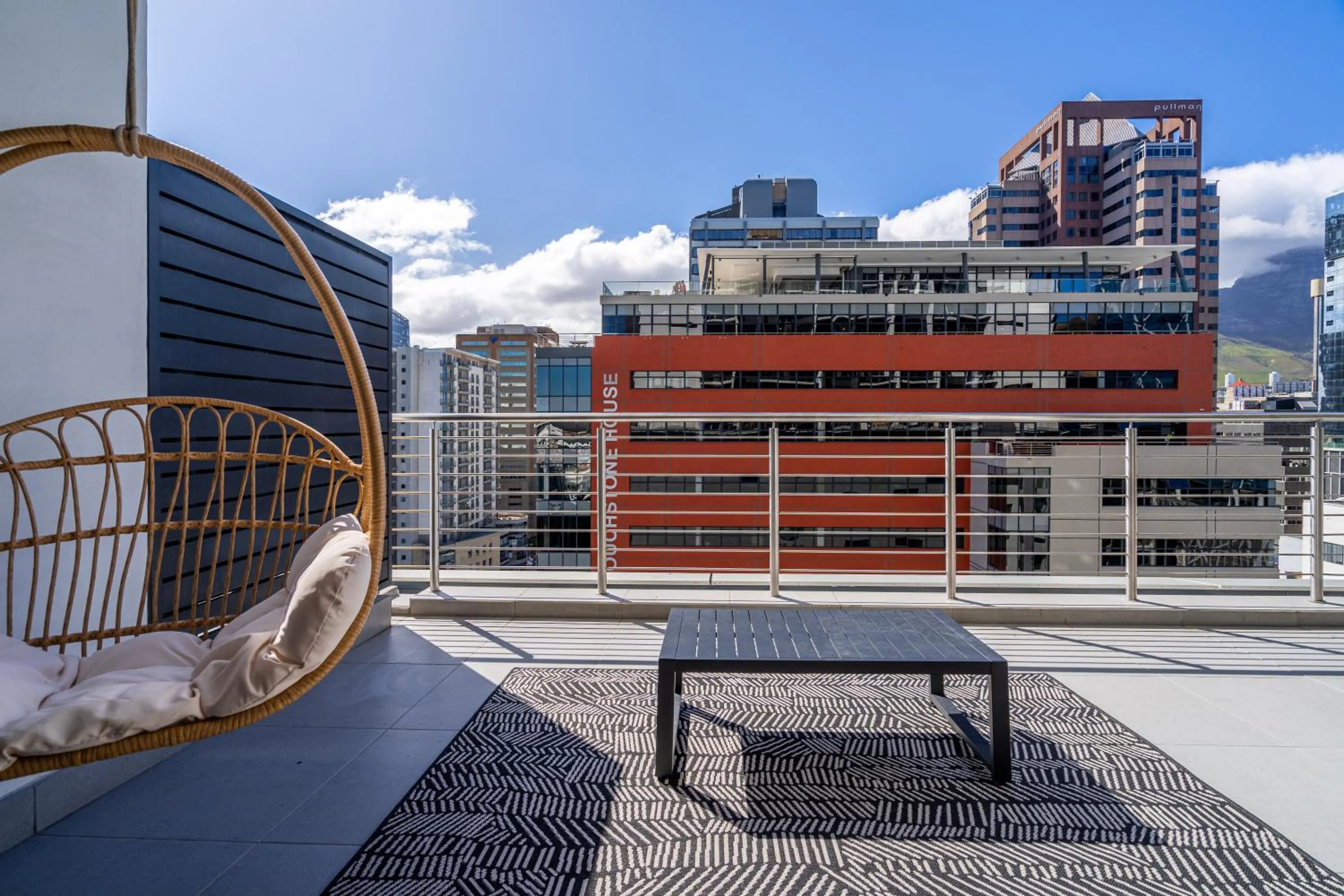 16 on Bree Luxury Apartments