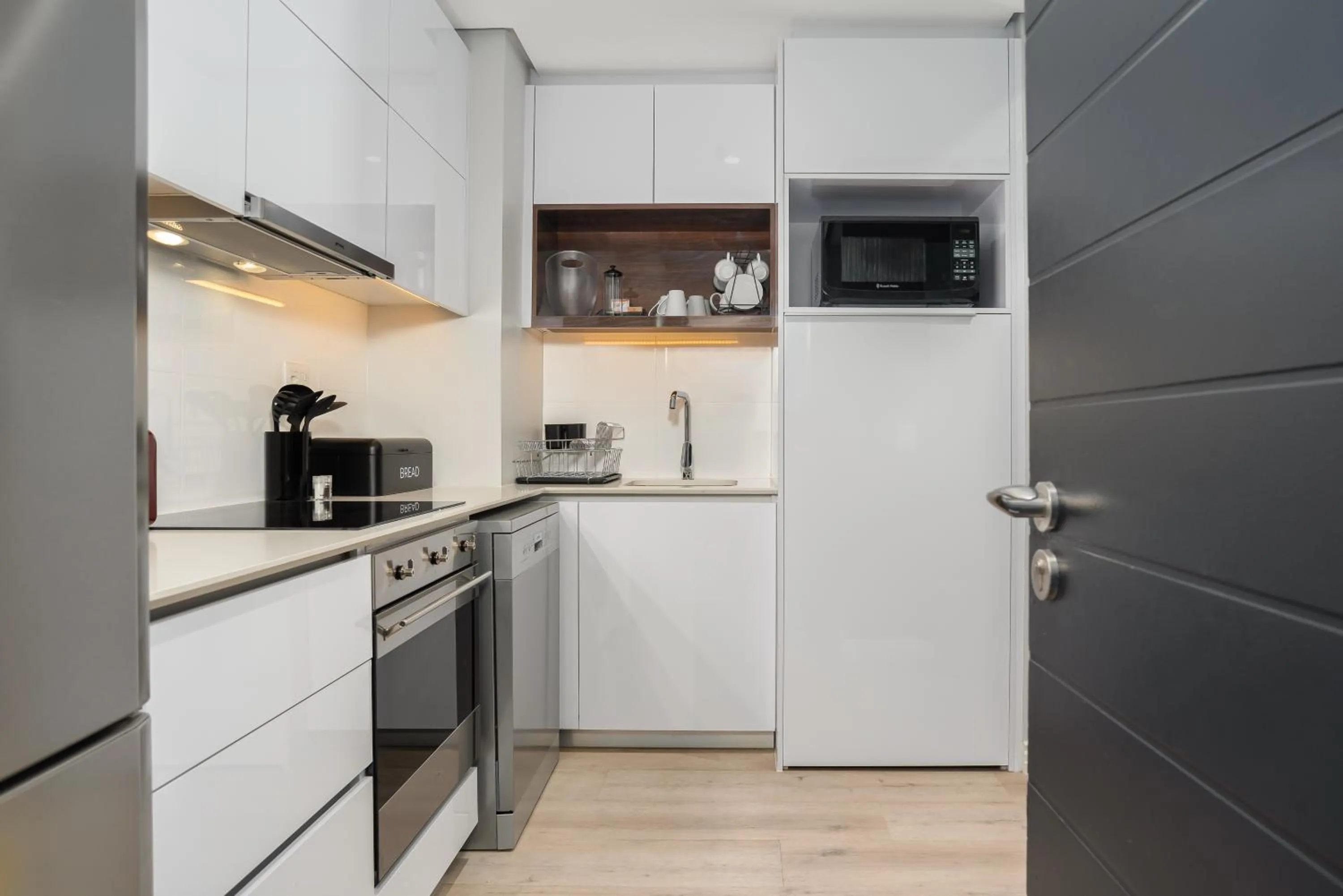 16 on Bree Luxury Apartments