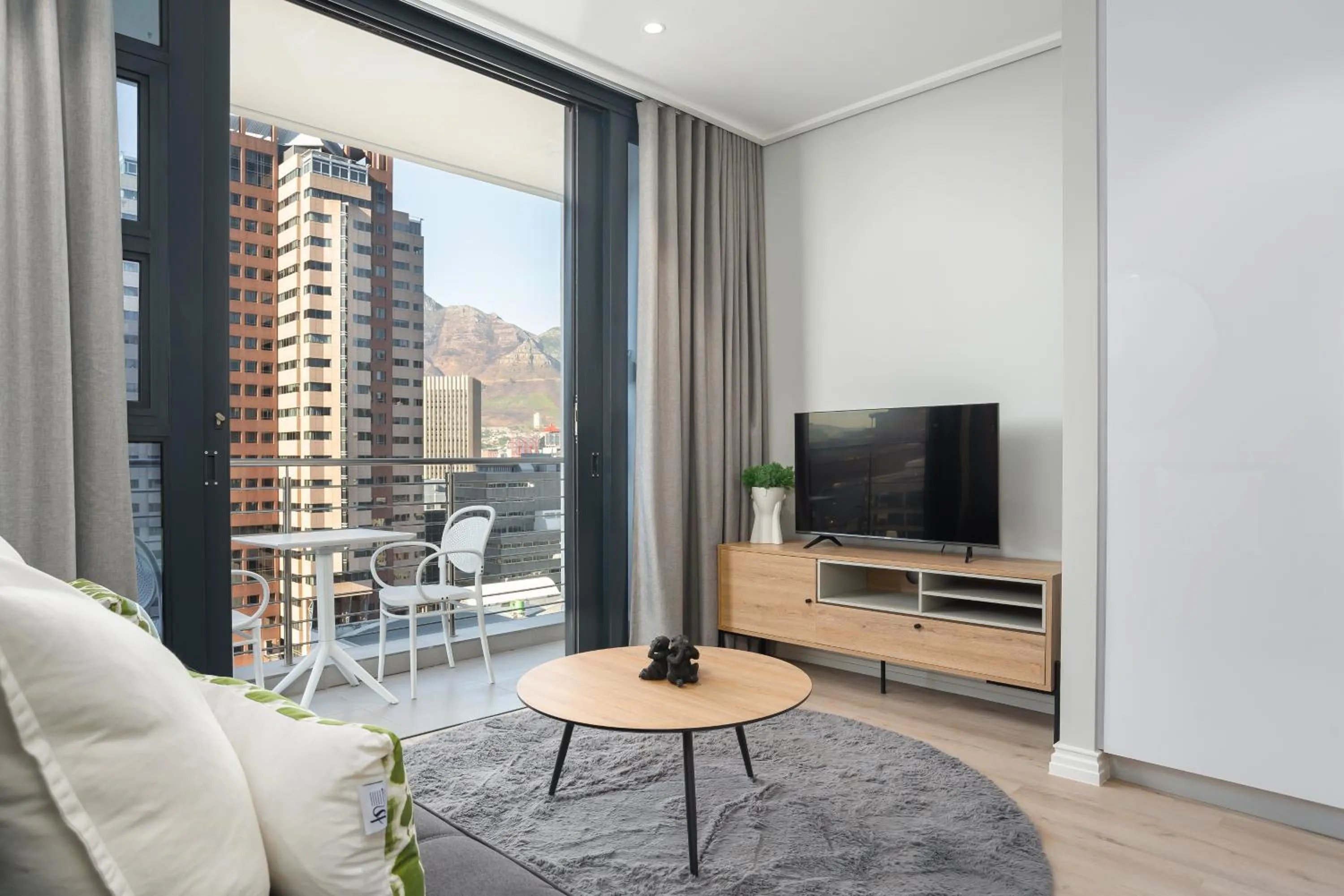 16 on Bree Luxury Apartments