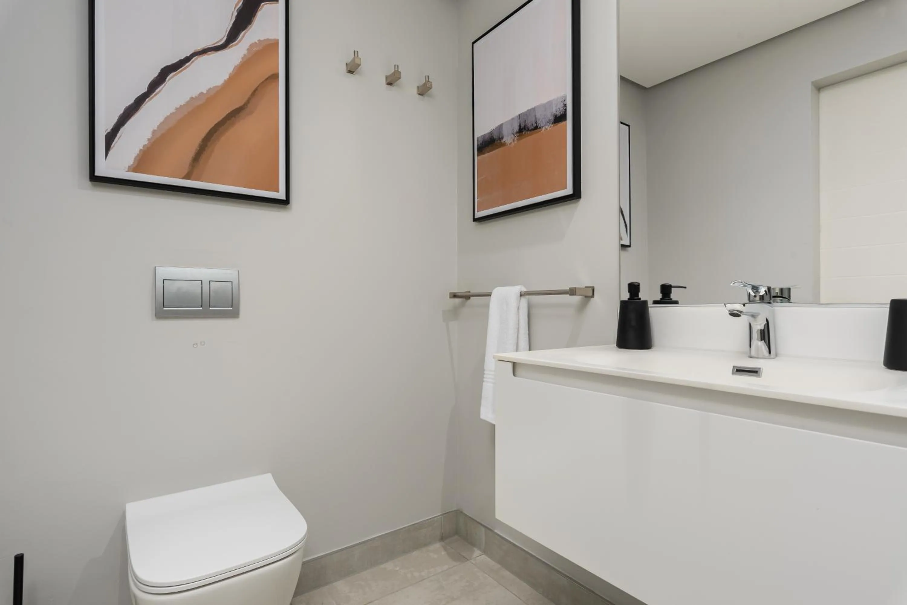 16 on Bree Luxury Apartments