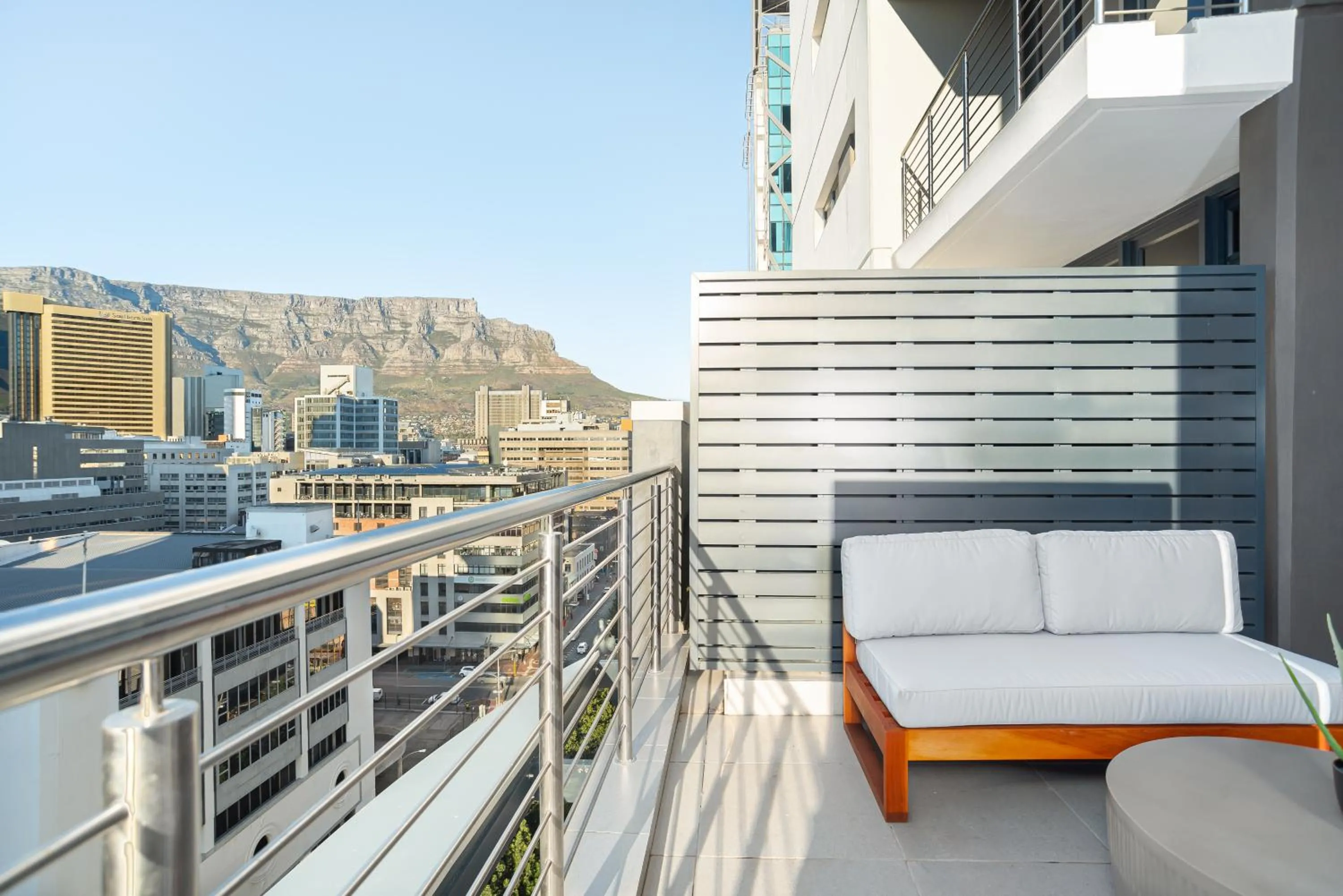 16 on Bree Luxury Apartments