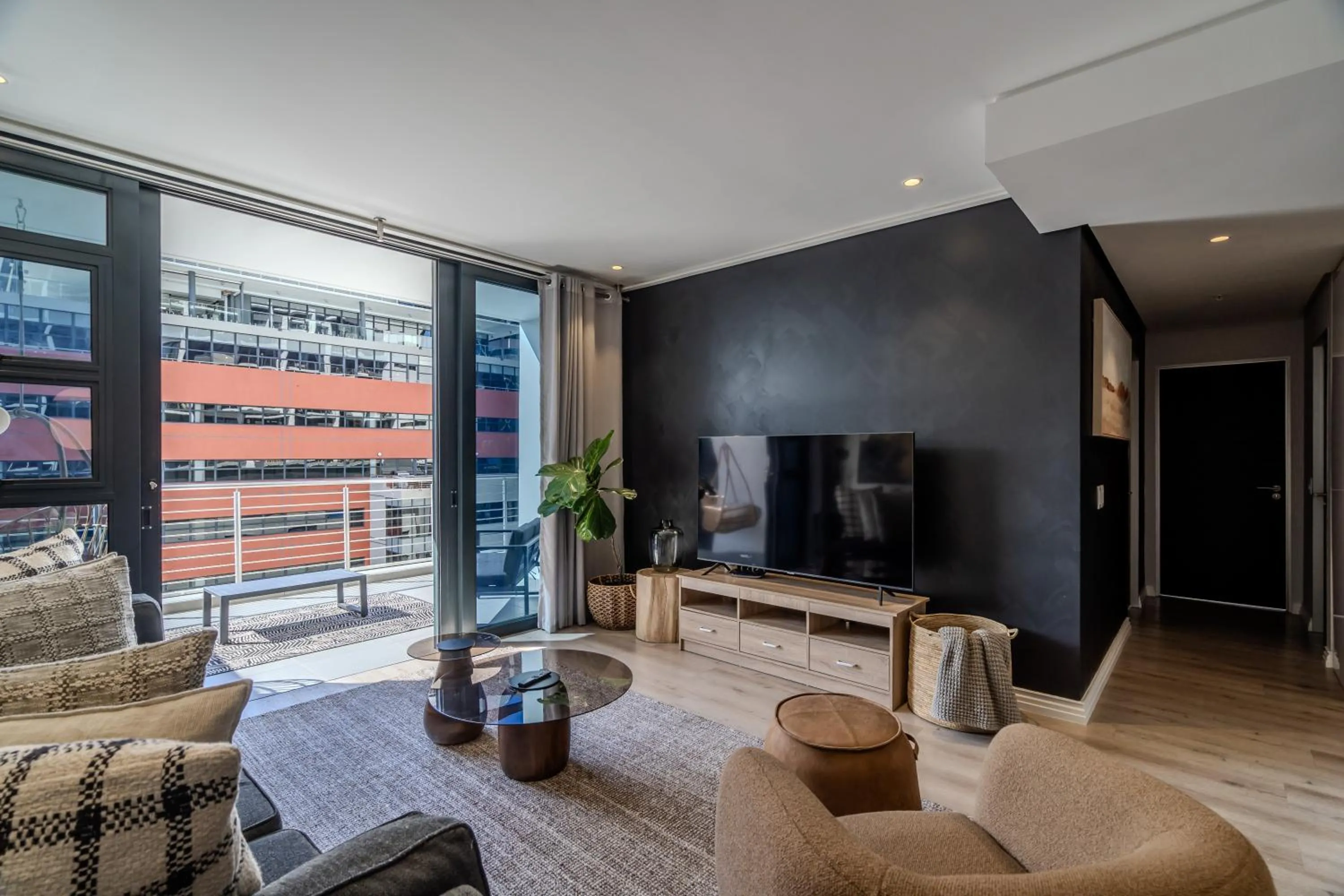 16 on Bree Luxury Apartments