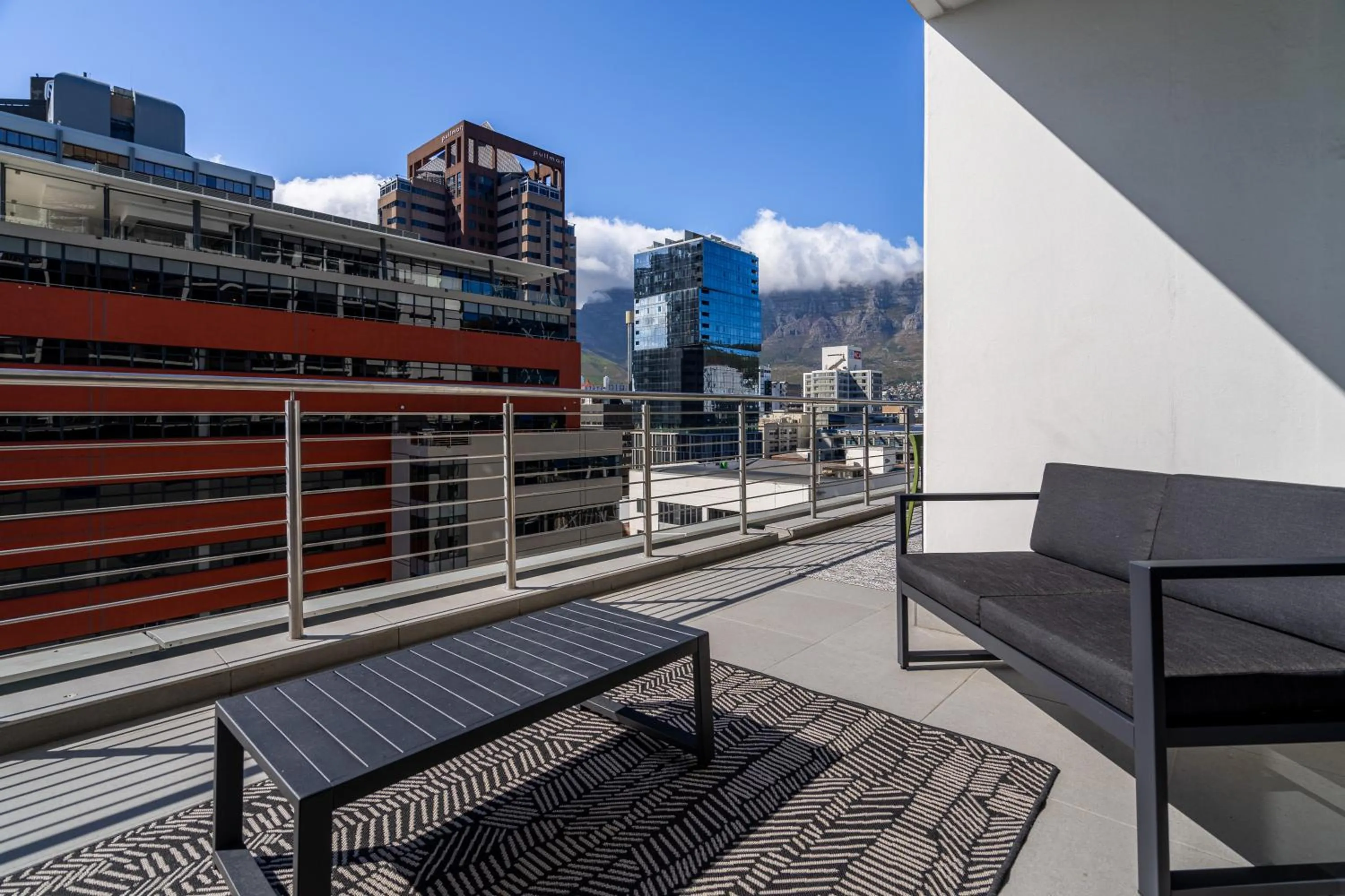 16 on Bree Luxury Apartments