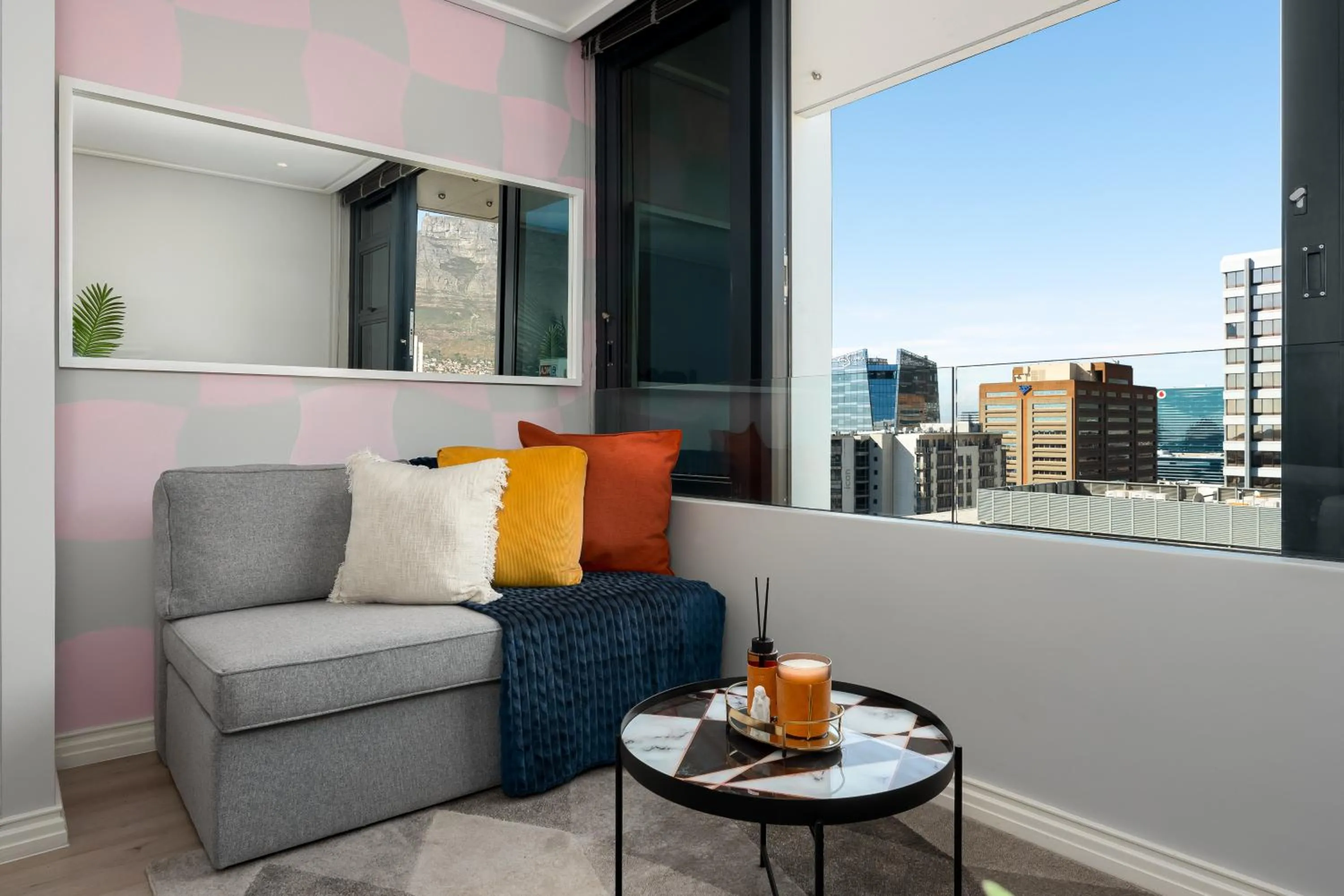 16 on Bree Luxury Apartments