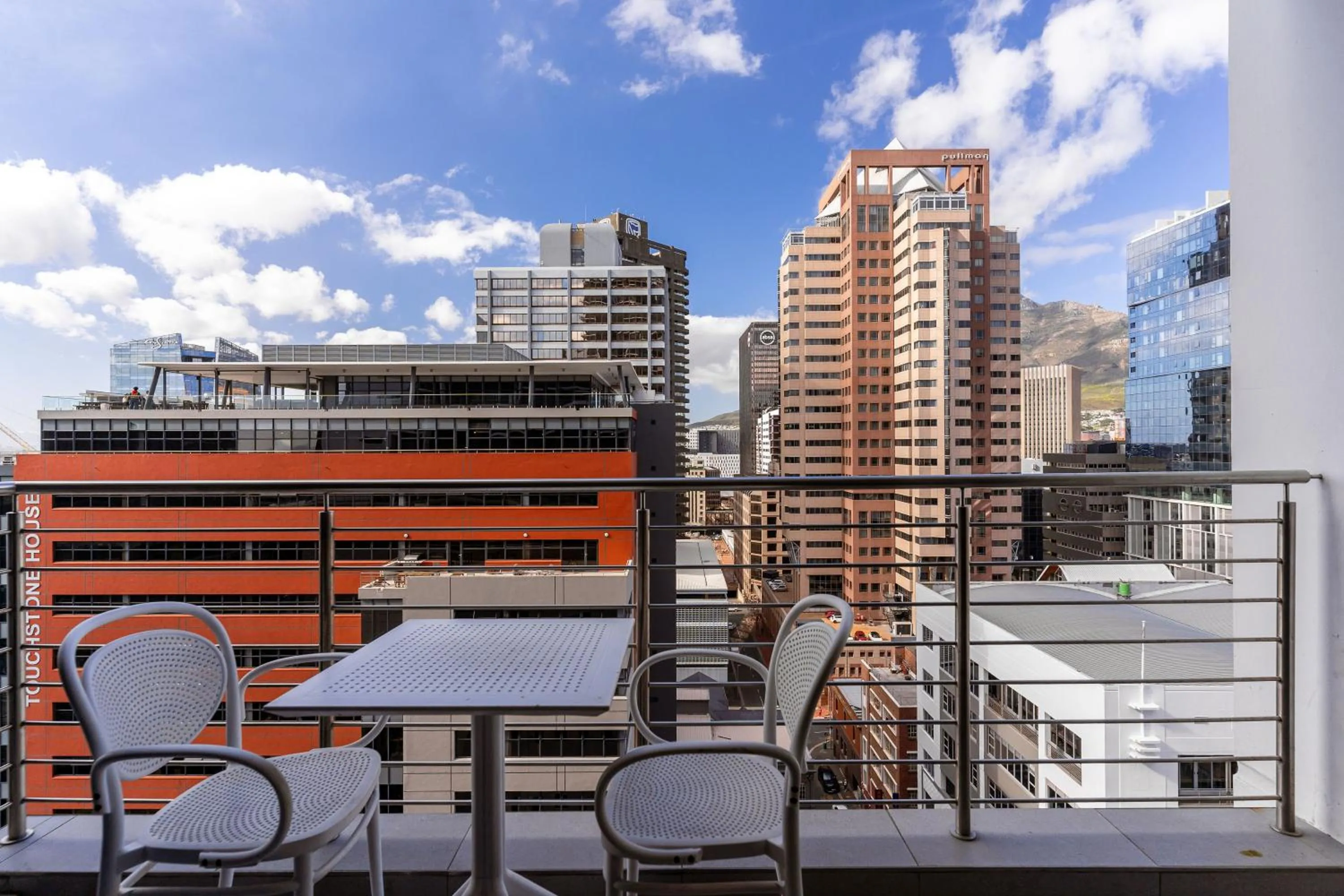 16 on Bree Luxury Apartments