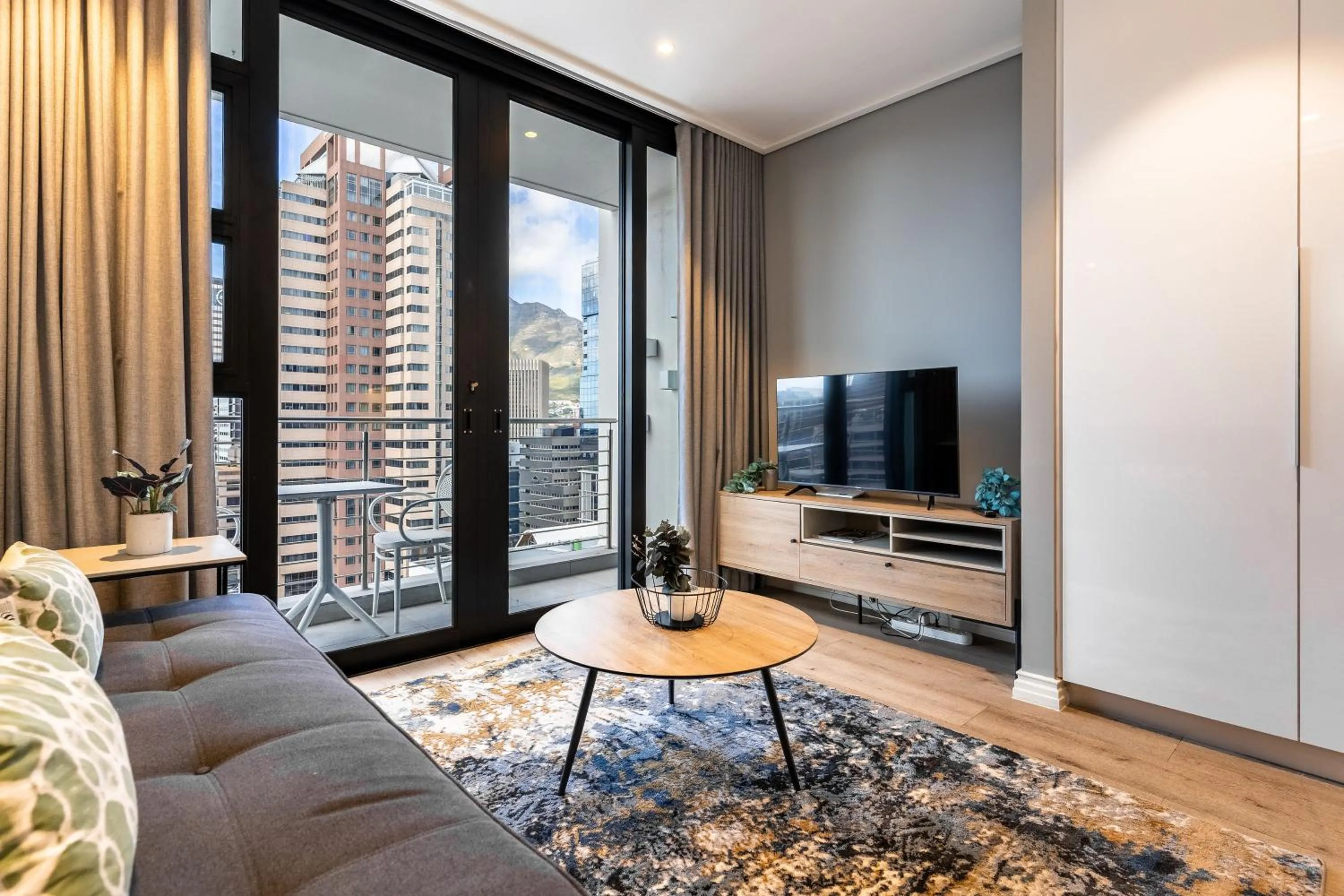 16 on Bree Luxury Apartments