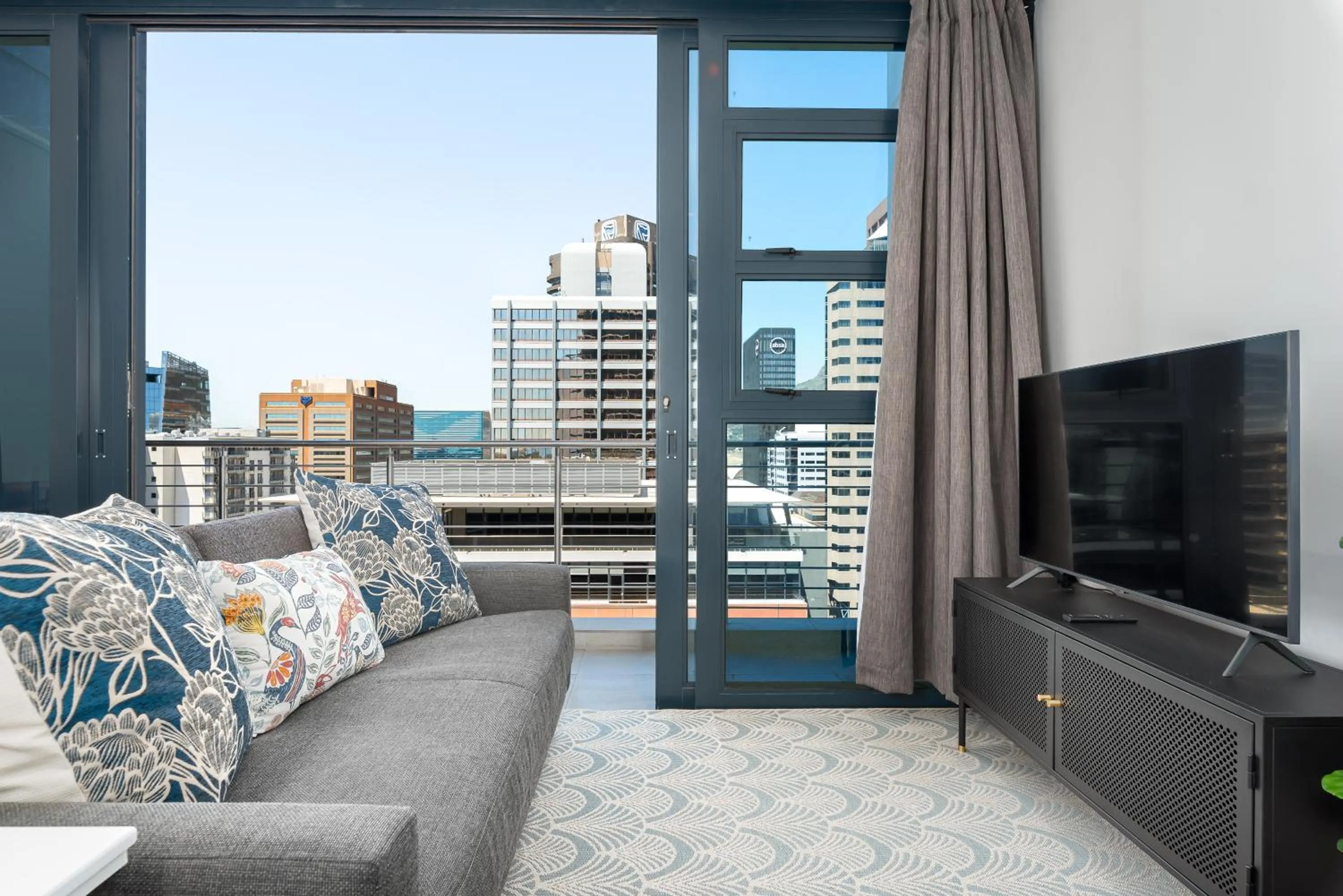 16 on Bree Luxury Apartments