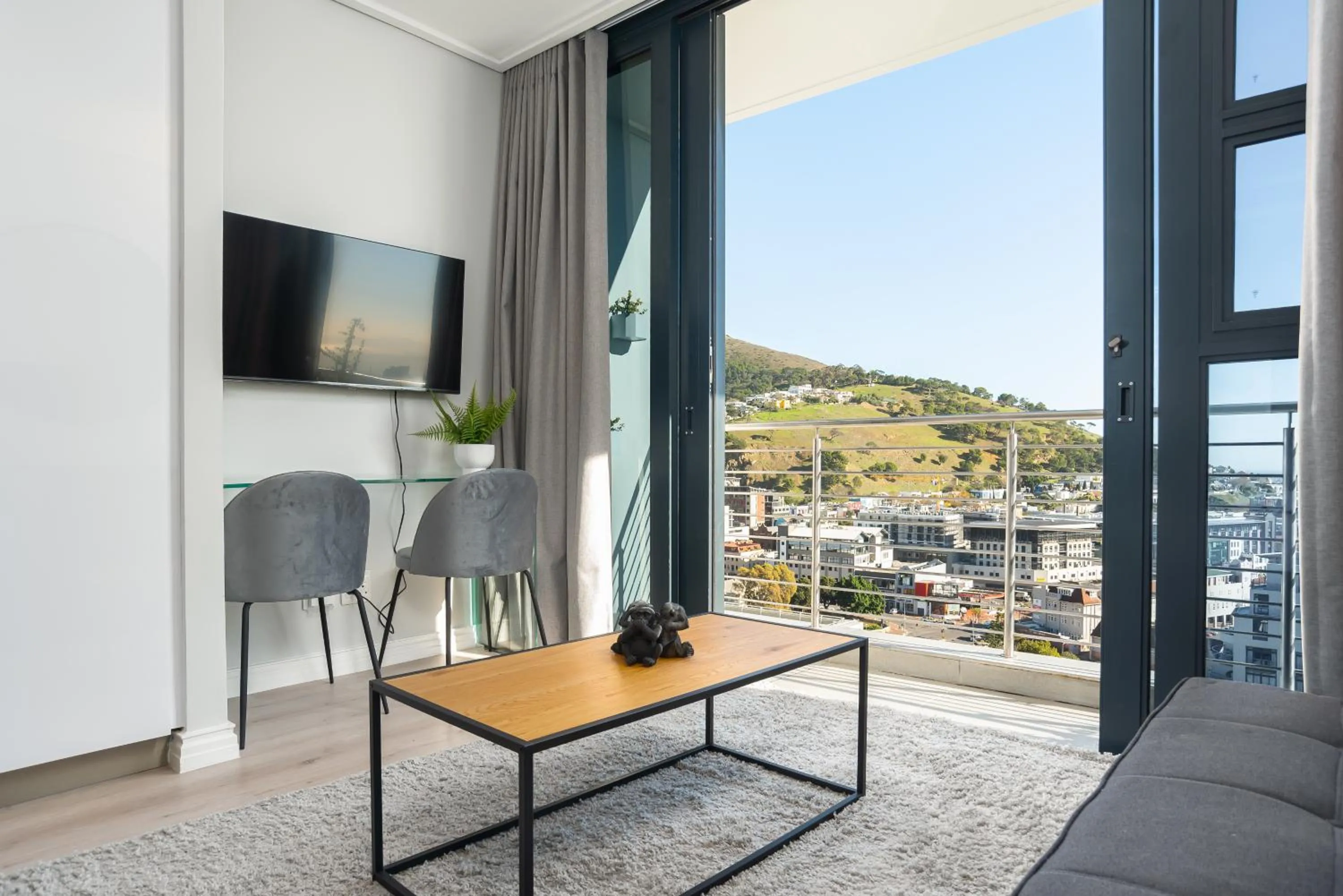 16 on Bree Luxury Apartments
