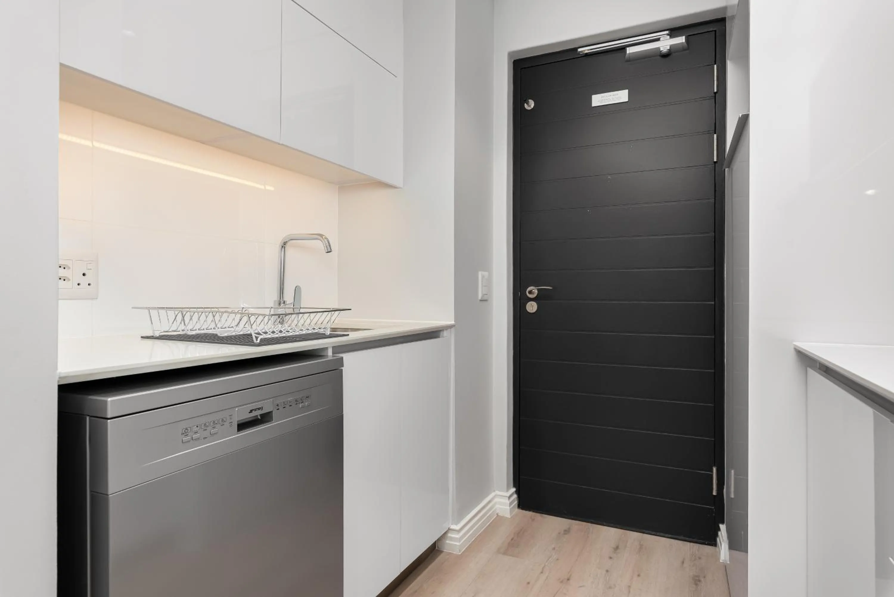 16 on Bree Luxury Apartments
