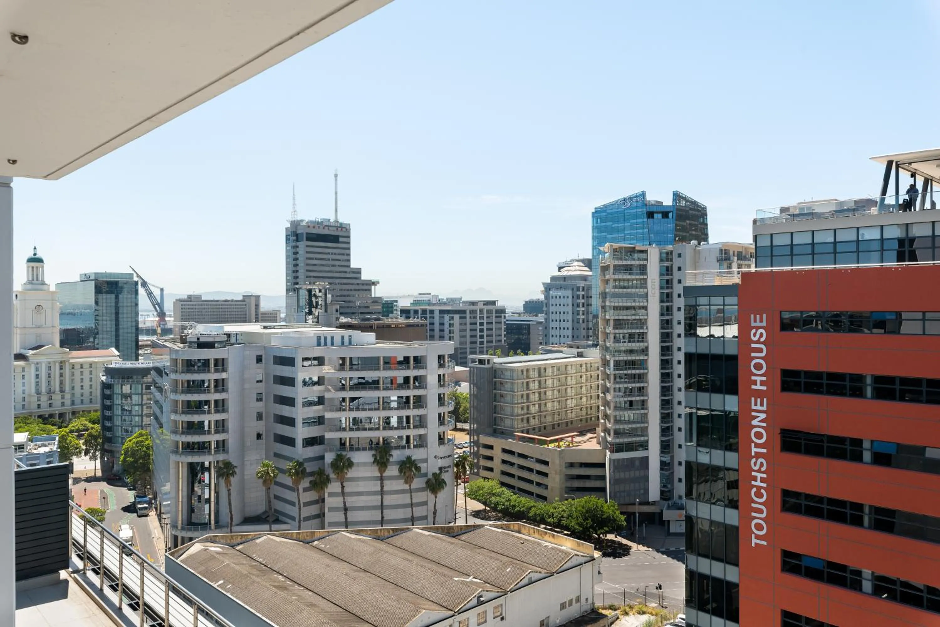 16 on Bree Luxury Apartments