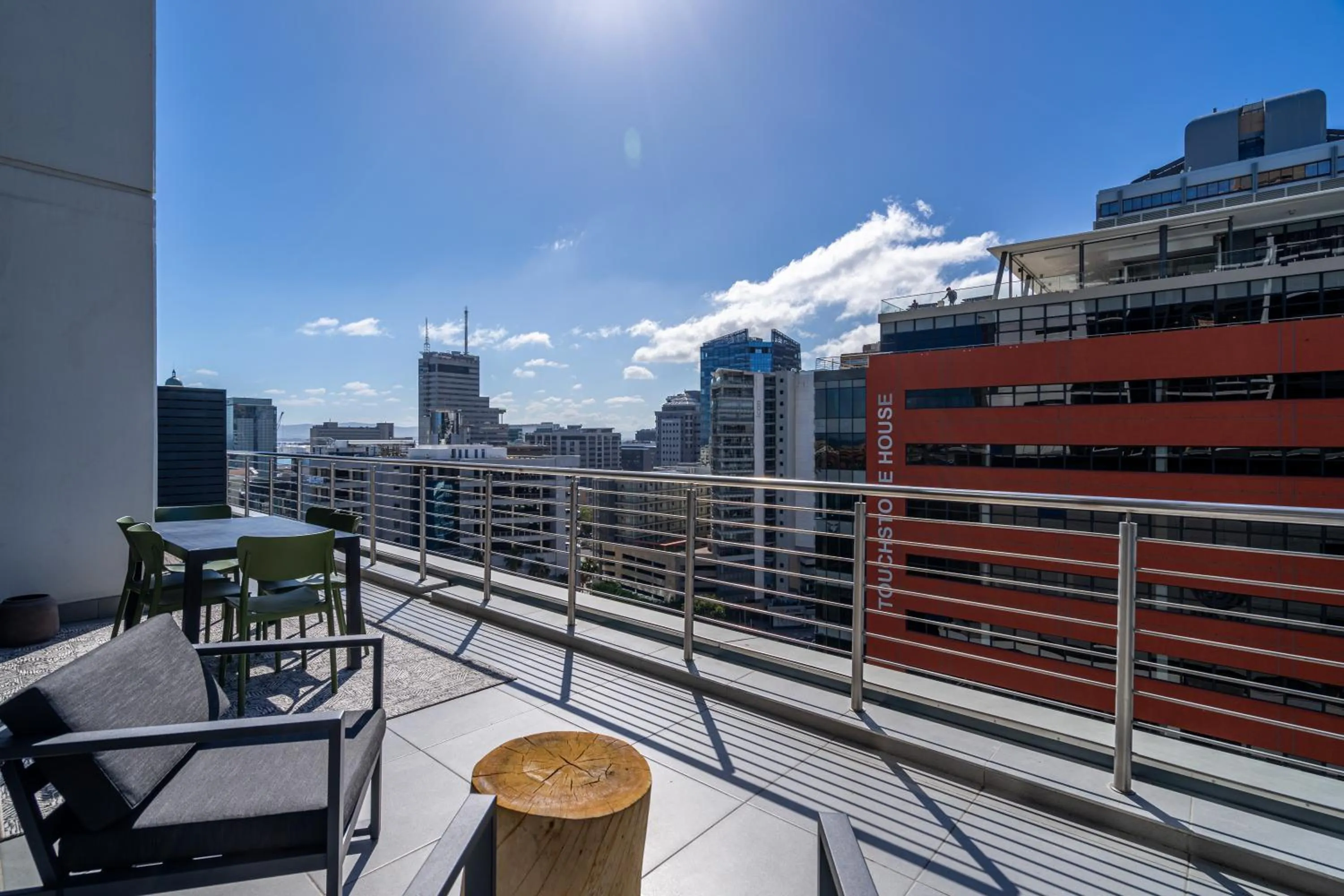 16 on Bree Luxury Apartments
