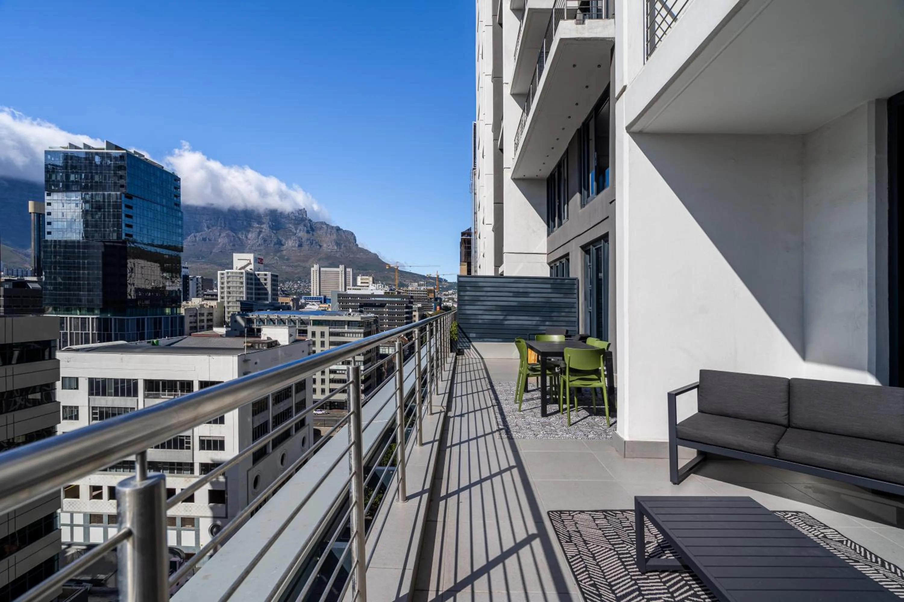 16 on Bree Luxury Apartments