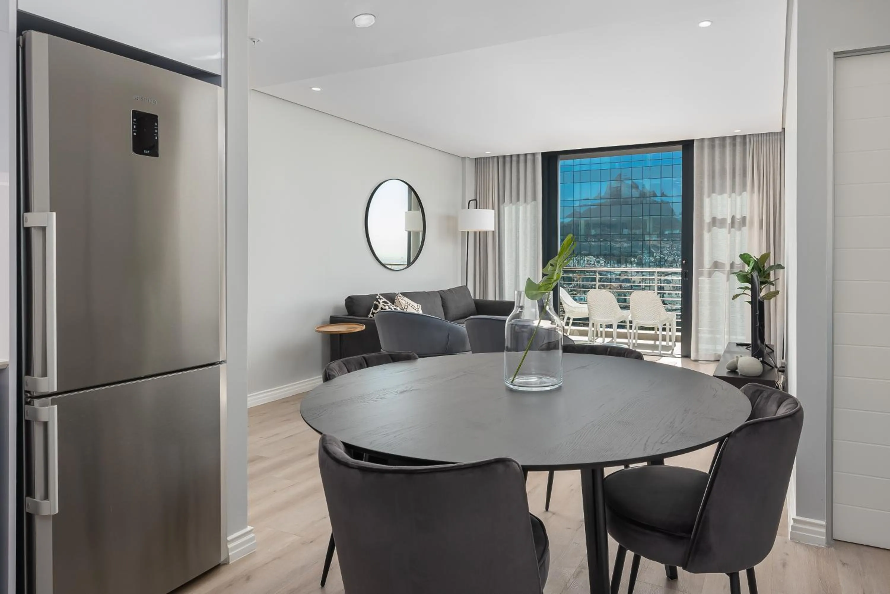 16 on Bree Luxury Apartments