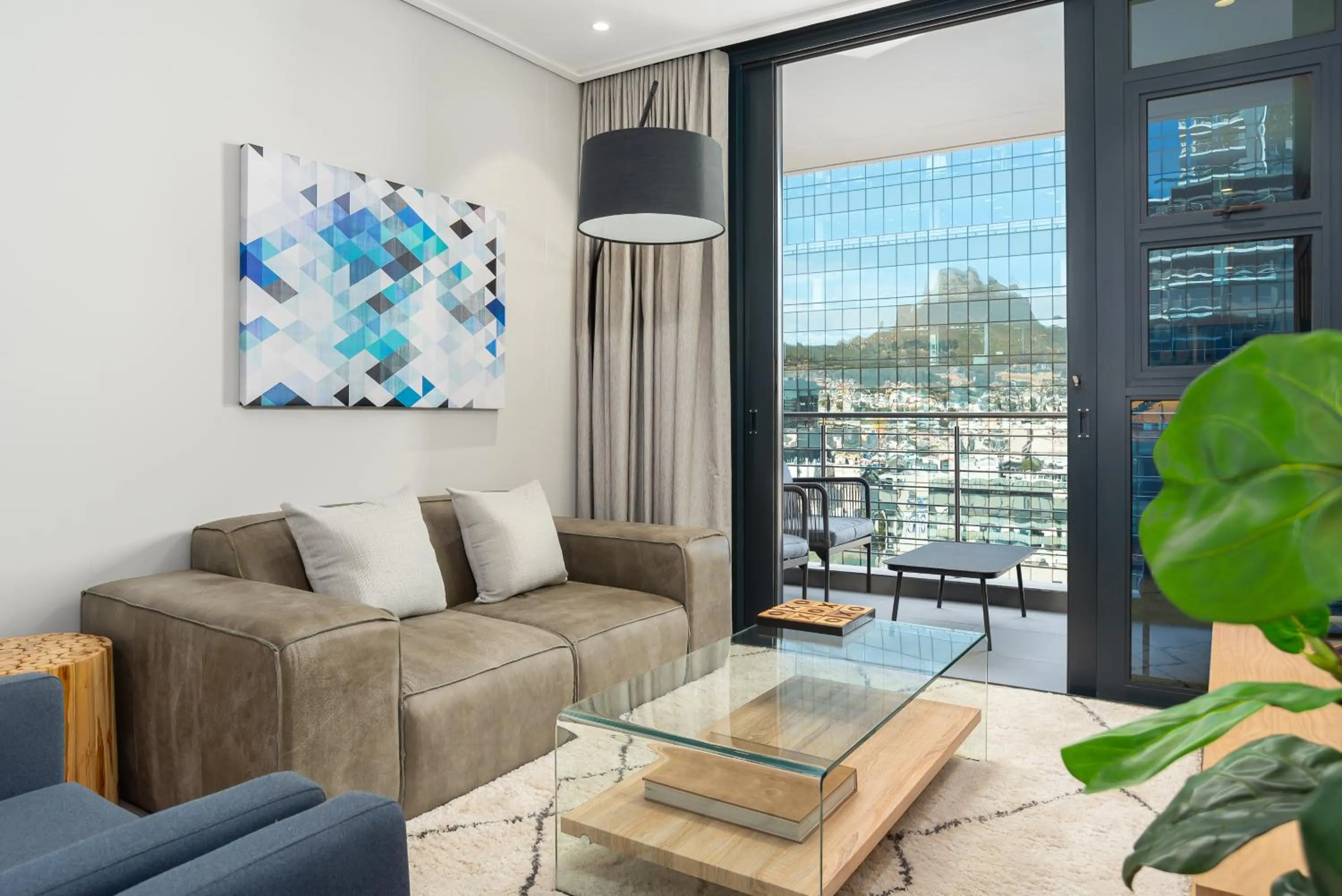 16 on Bree Luxury Apartments