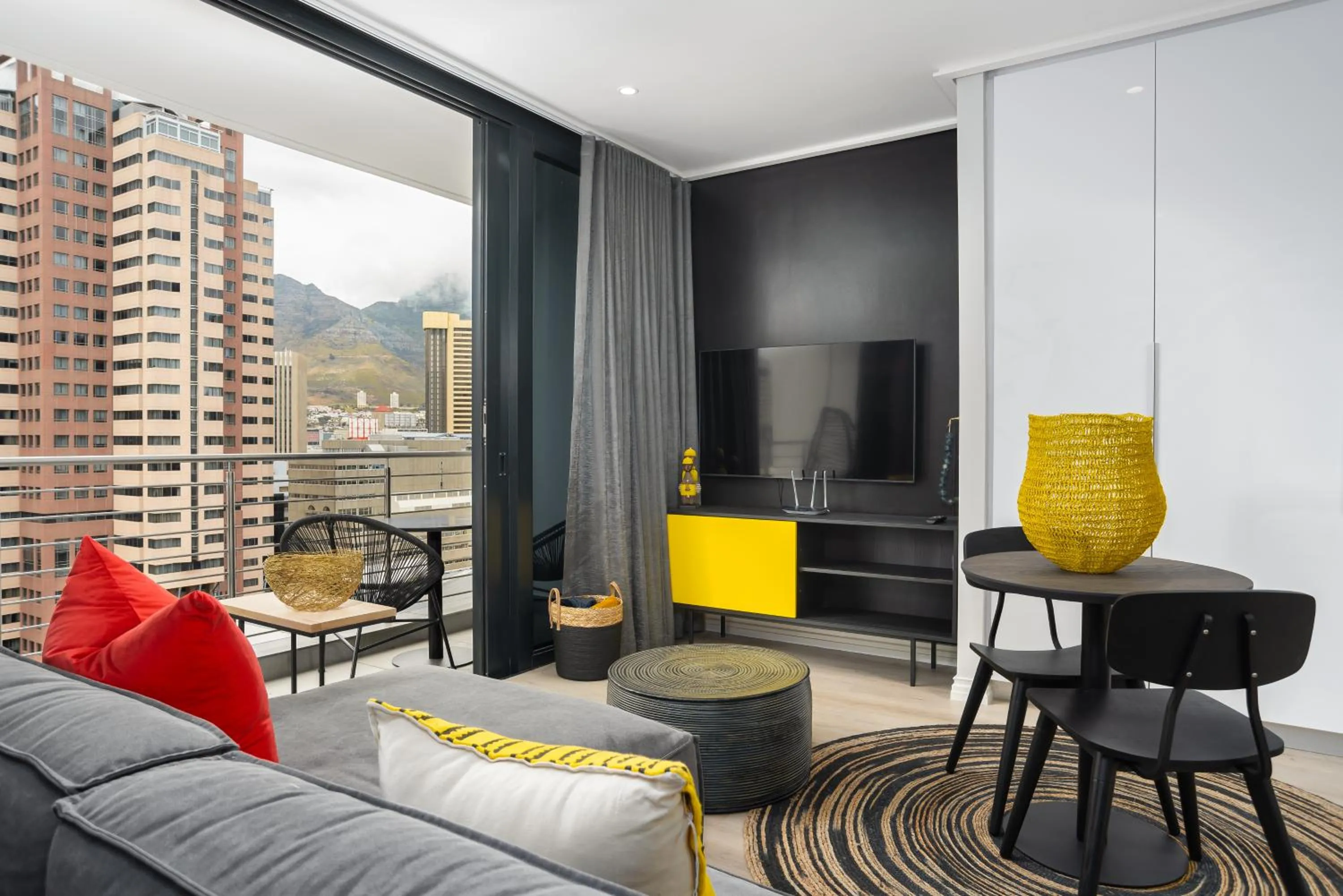 16 on Bree Luxury Apartments