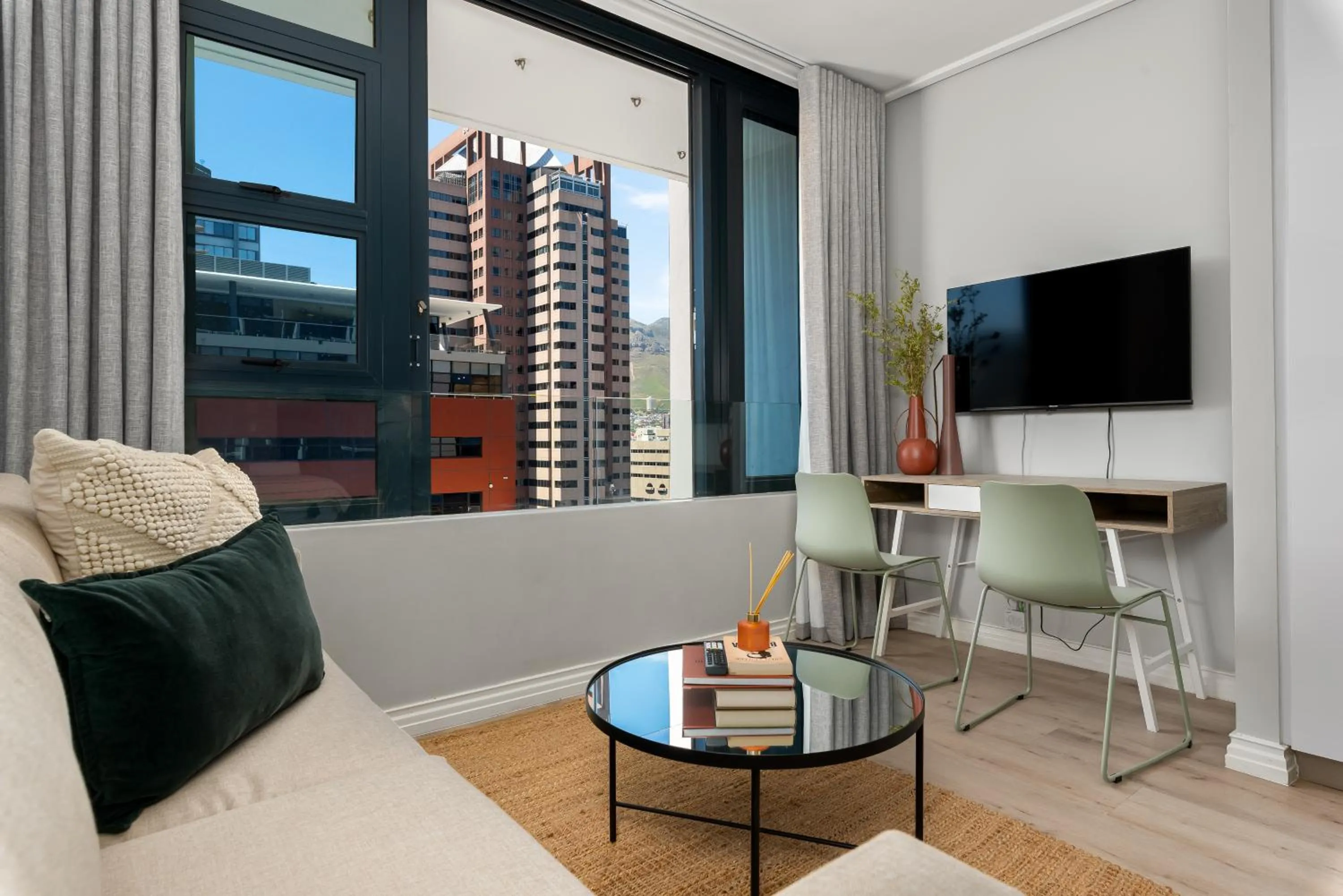 16 on Bree Luxury Apartments