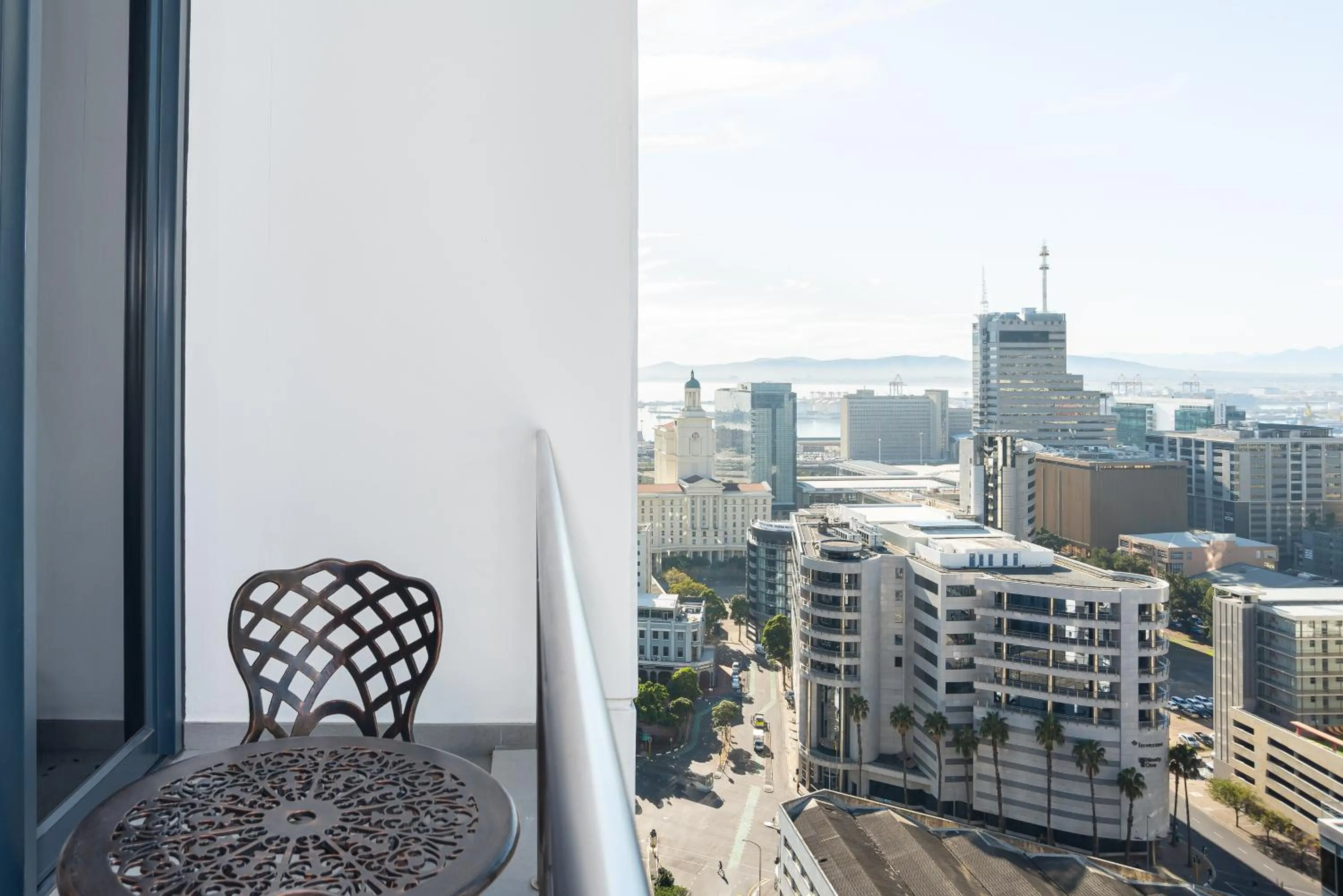 16 on Bree Luxury Apartments