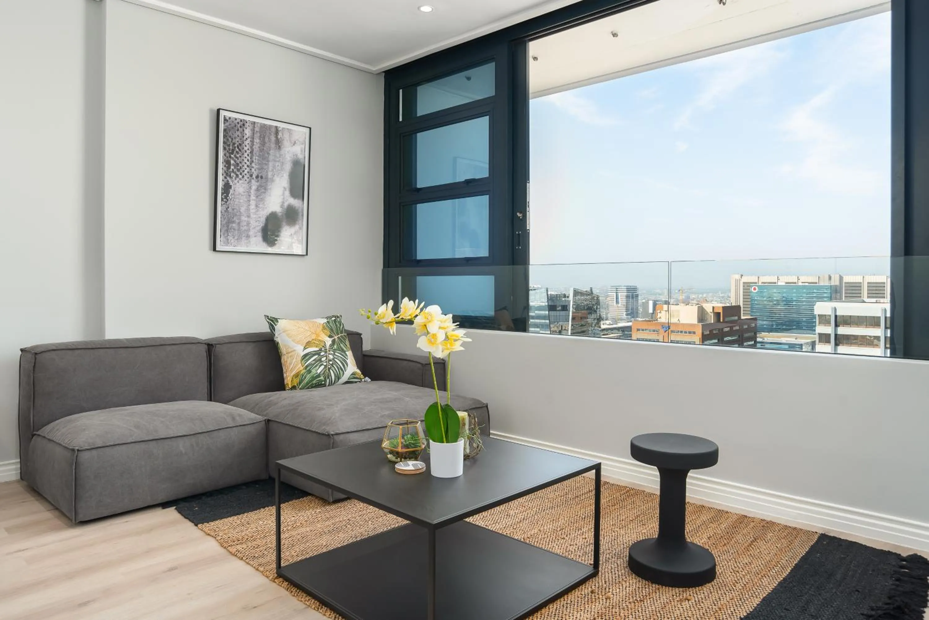 16 on Bree Luxury Apartments