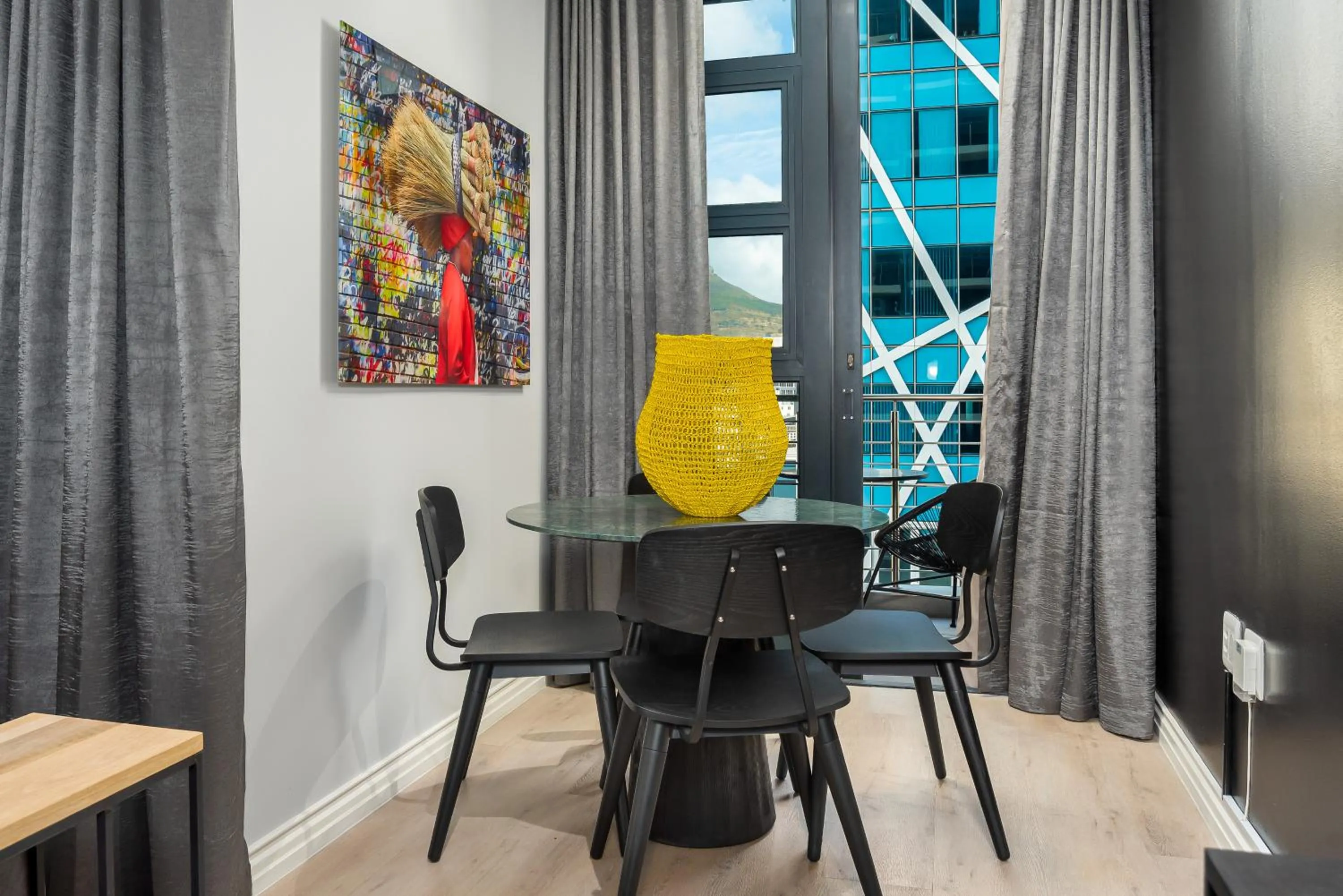 16 on Bree Luxury Apartments