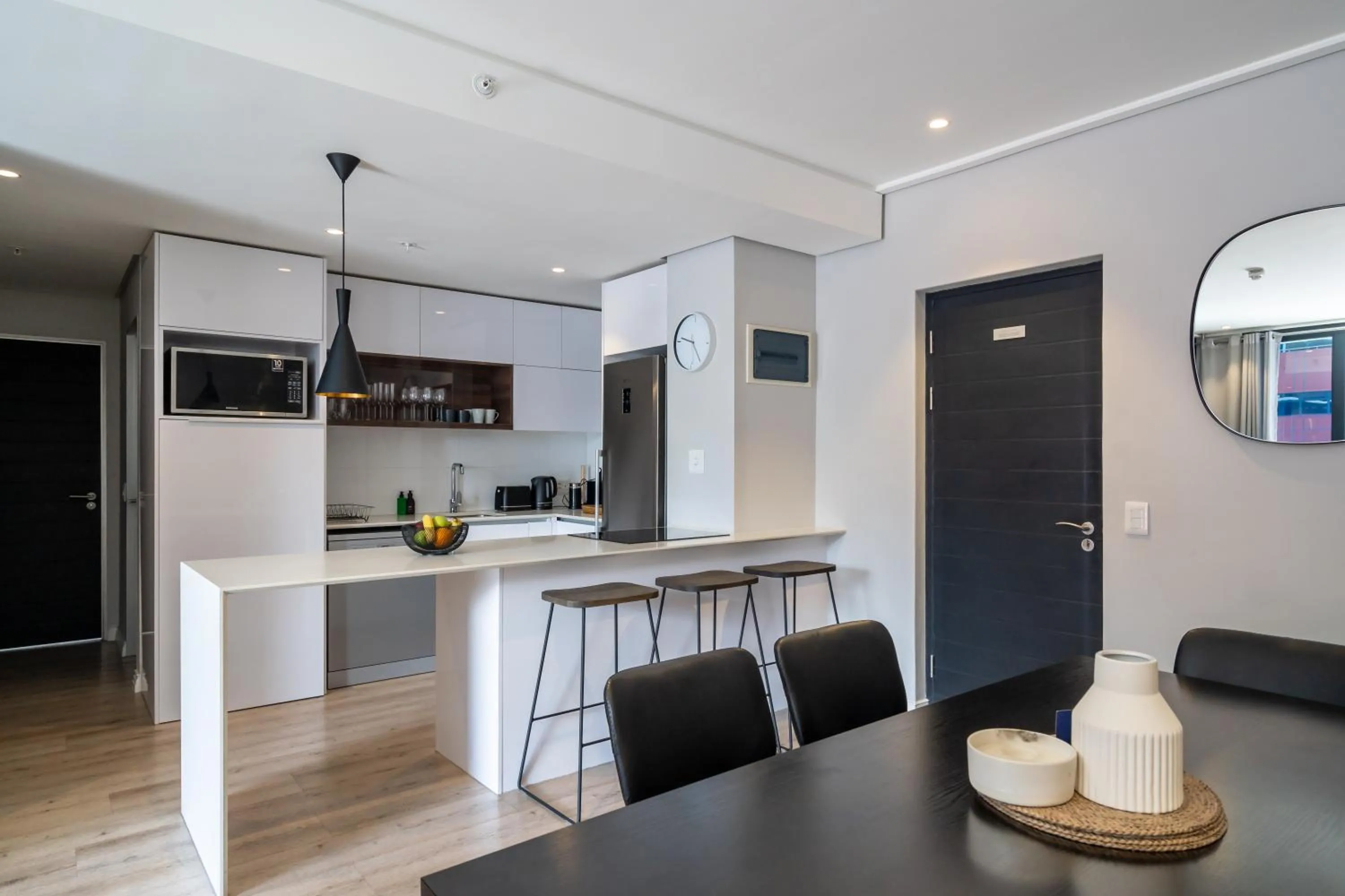16 on Bree Luxury Apartments