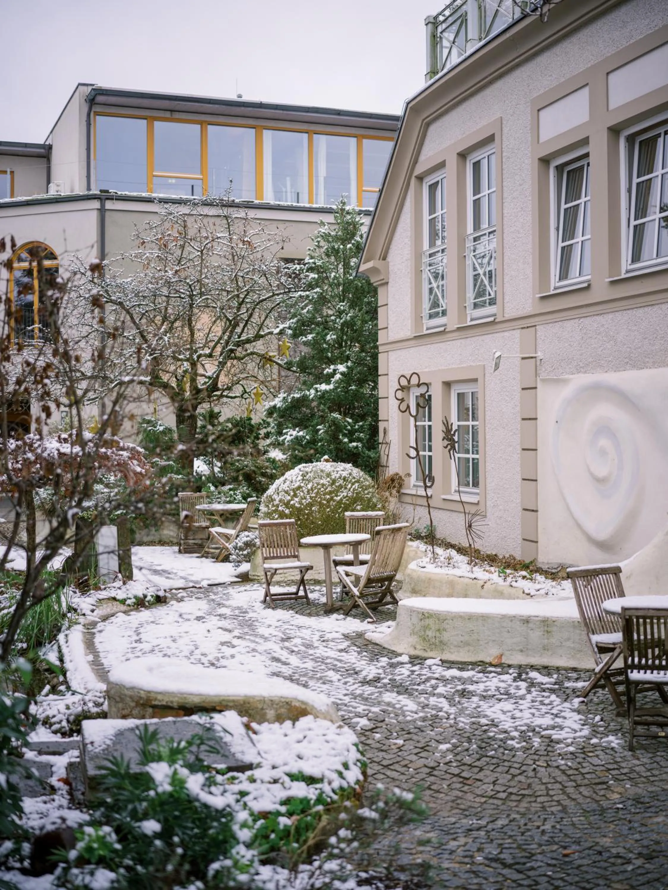 Property building in Garten-Hotel Ochensberger