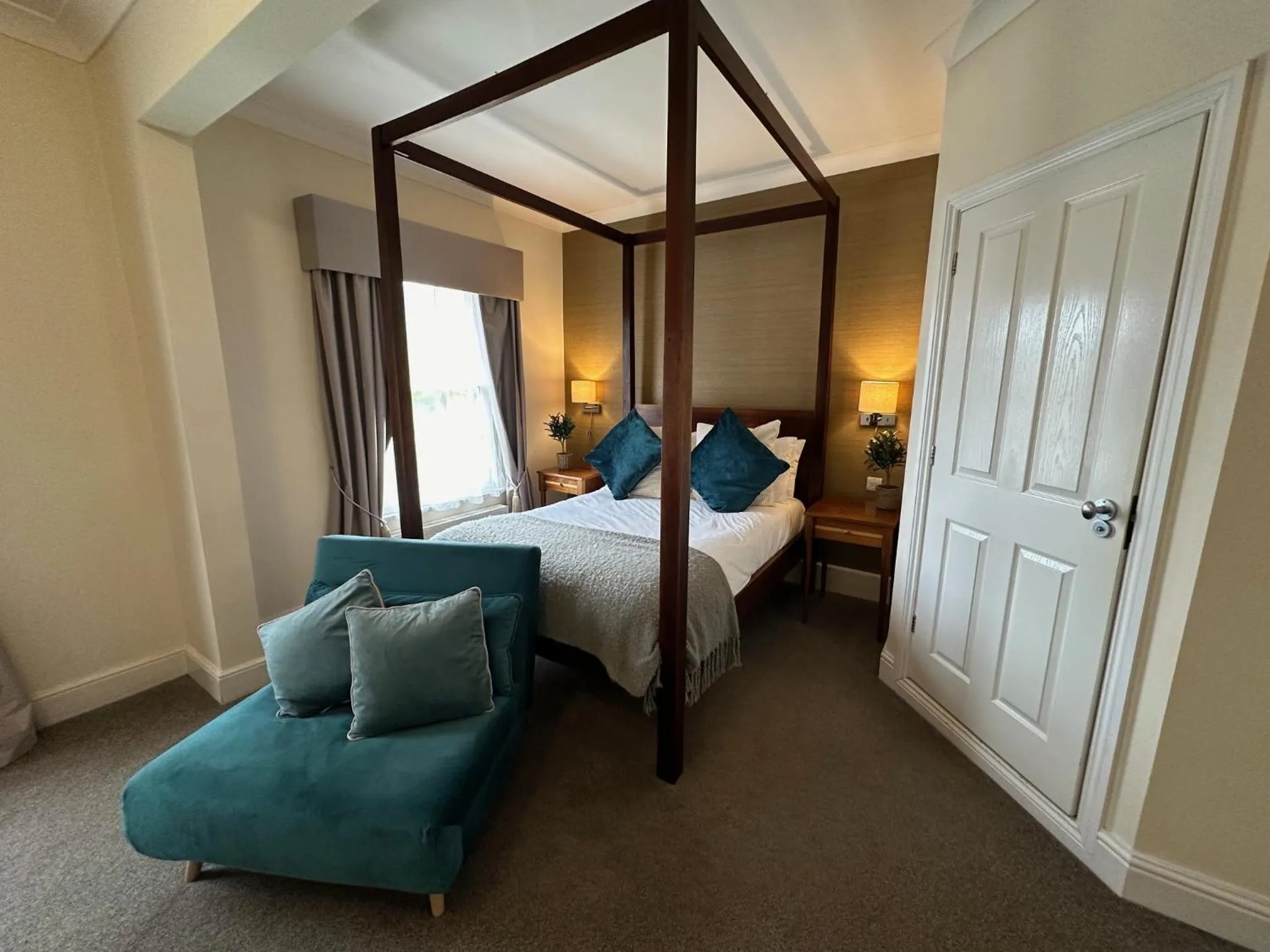 Bed in Slepe Hall Hotel