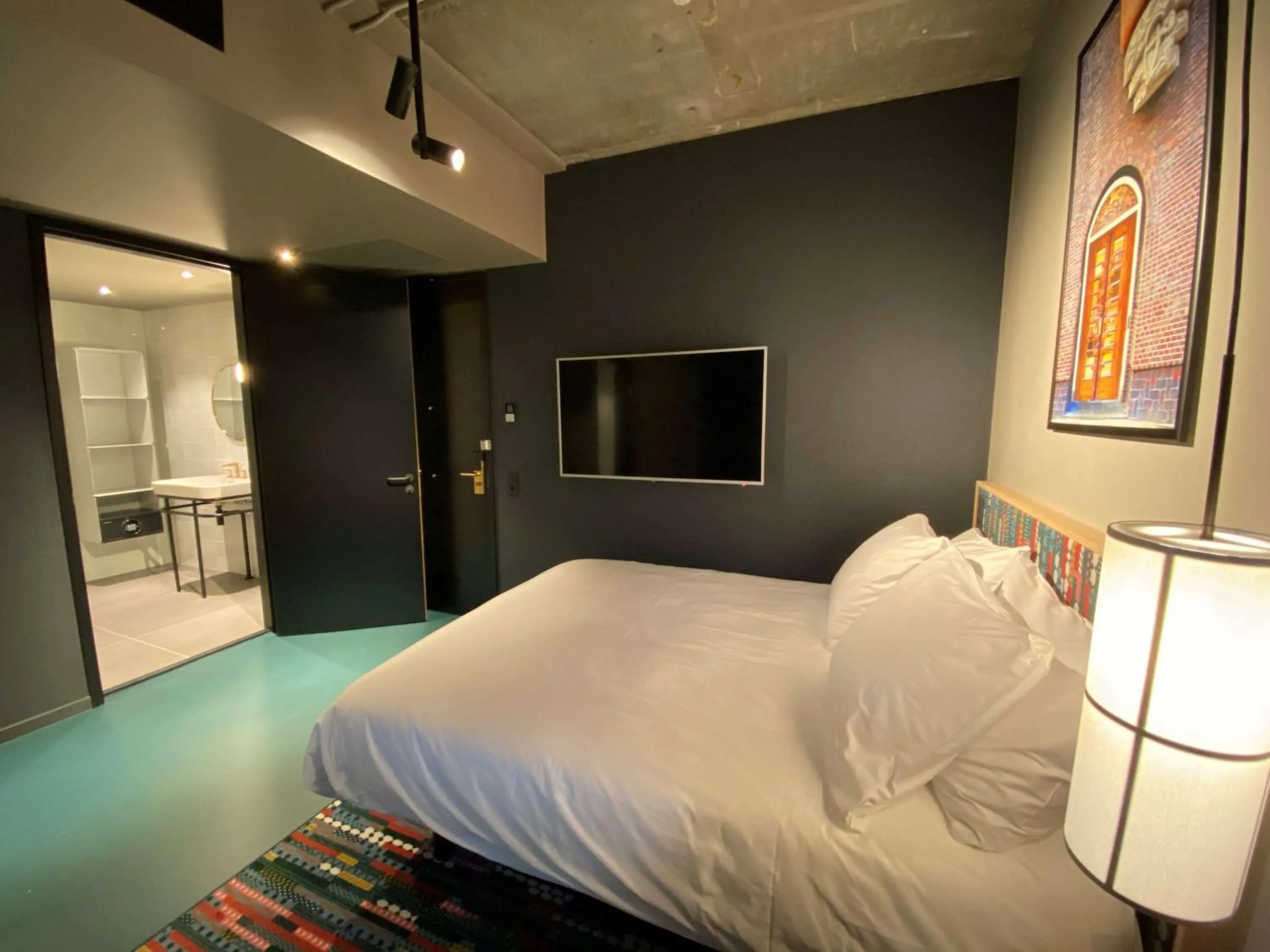 Bedroom, Bed in The Florian Amsterdam Schiphol Airport, WorldHotels Crafted
