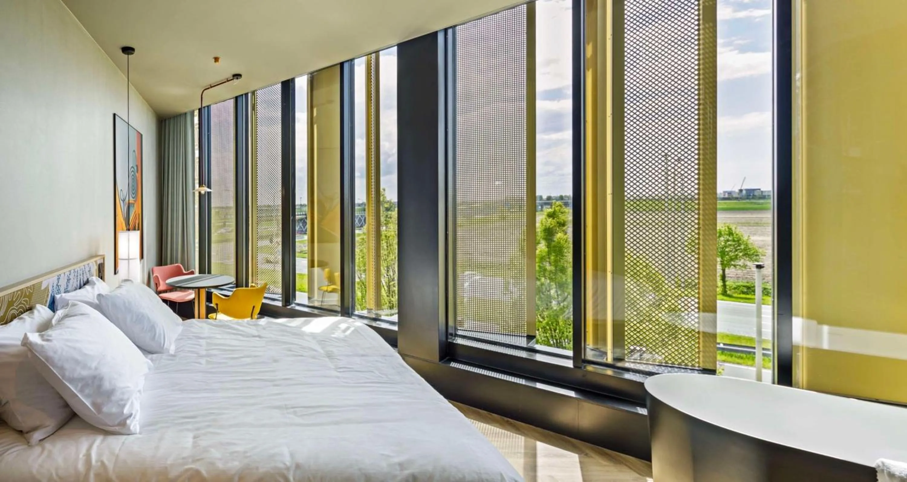 Bedroom, Bed in The Florian Amsterdam Schiphol Airport, WorldHotels Crafted