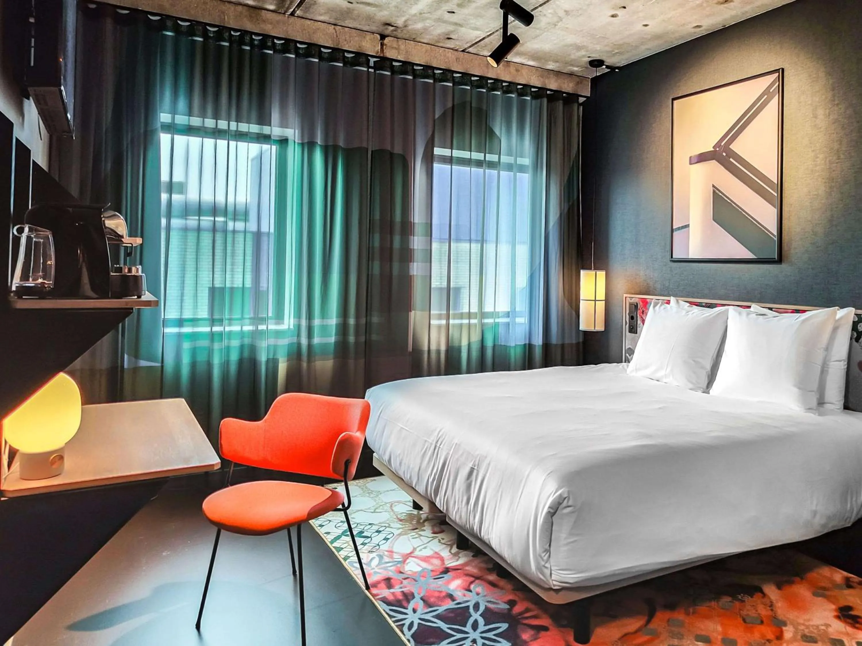 Bed in The Florian Amsterdam Schiphol Airport, WorldHotels Crafted