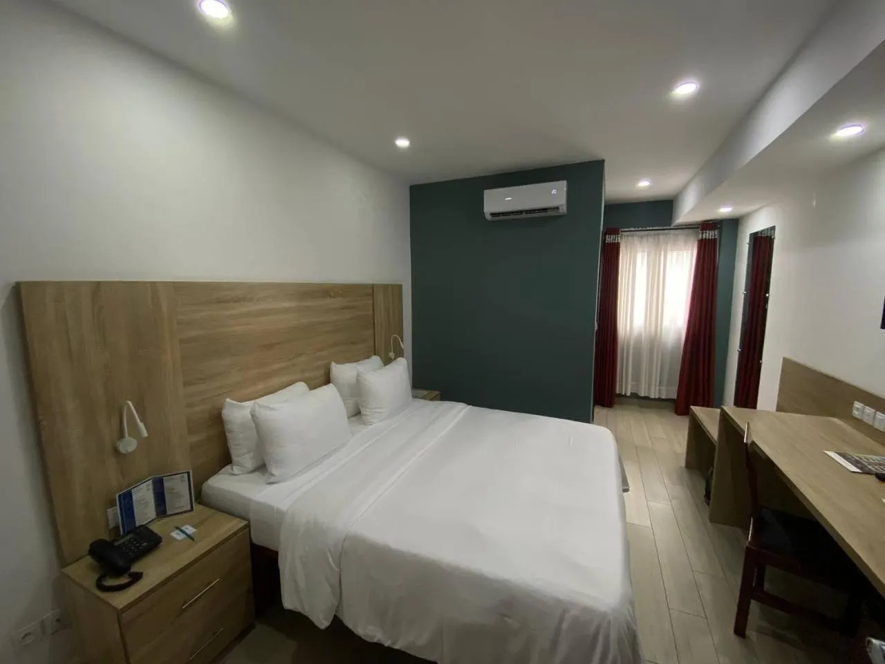 Bed in Bano Palace Hotel