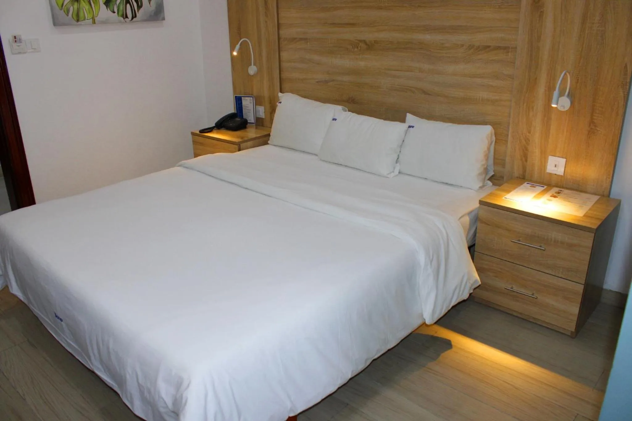 Bed in Bano Palace Hotel