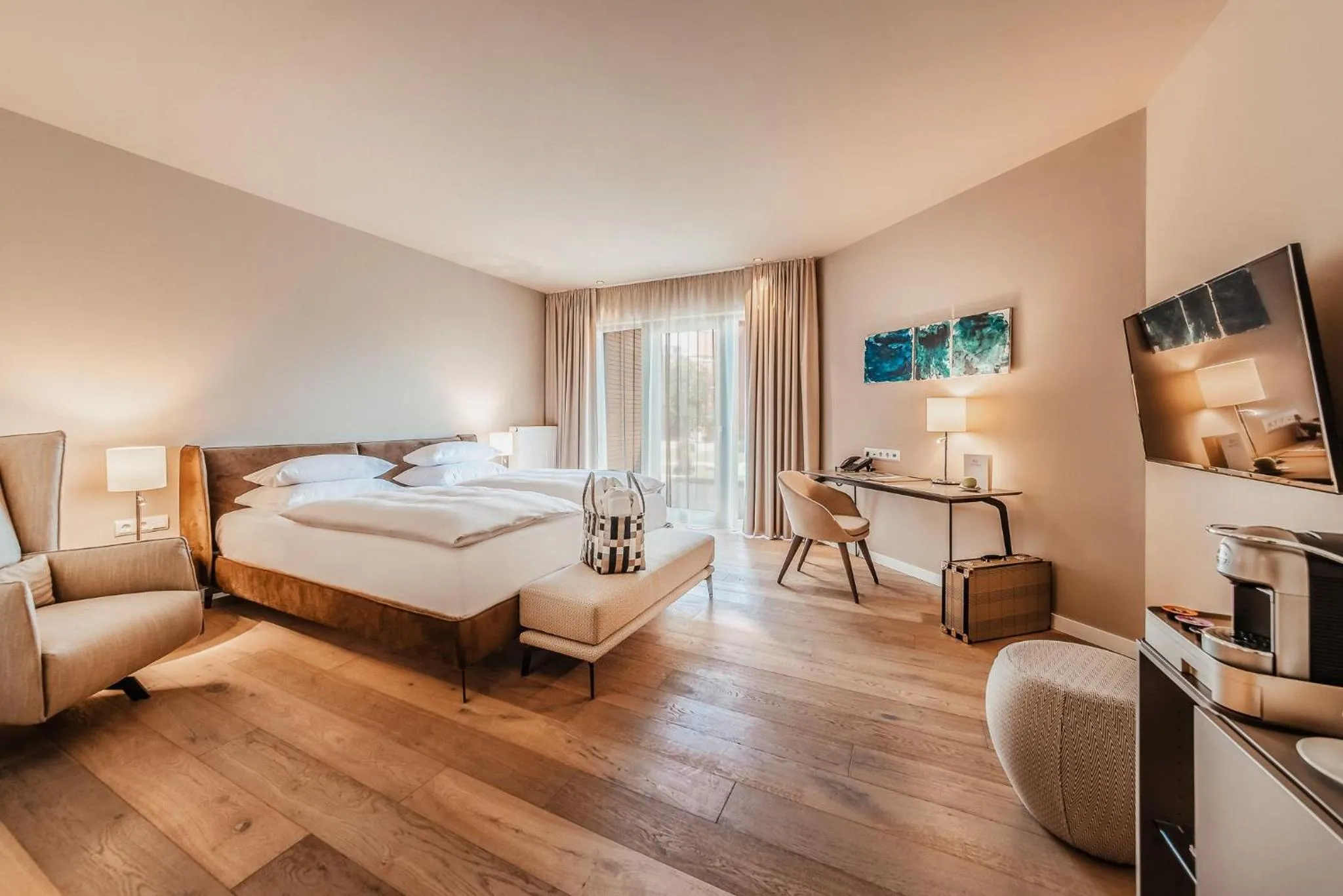 Photo of the whole room, Bed in Hotel Villa Toskana