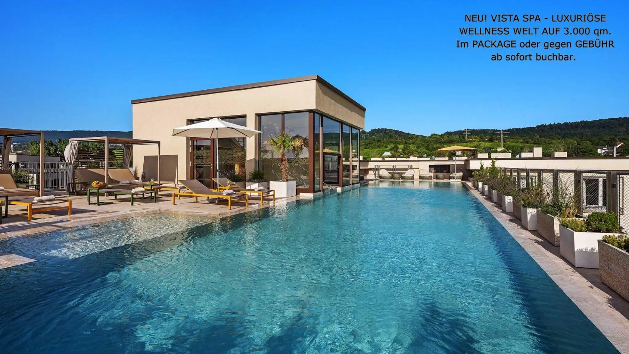 Swimming pool in Hotel Villa Toskana