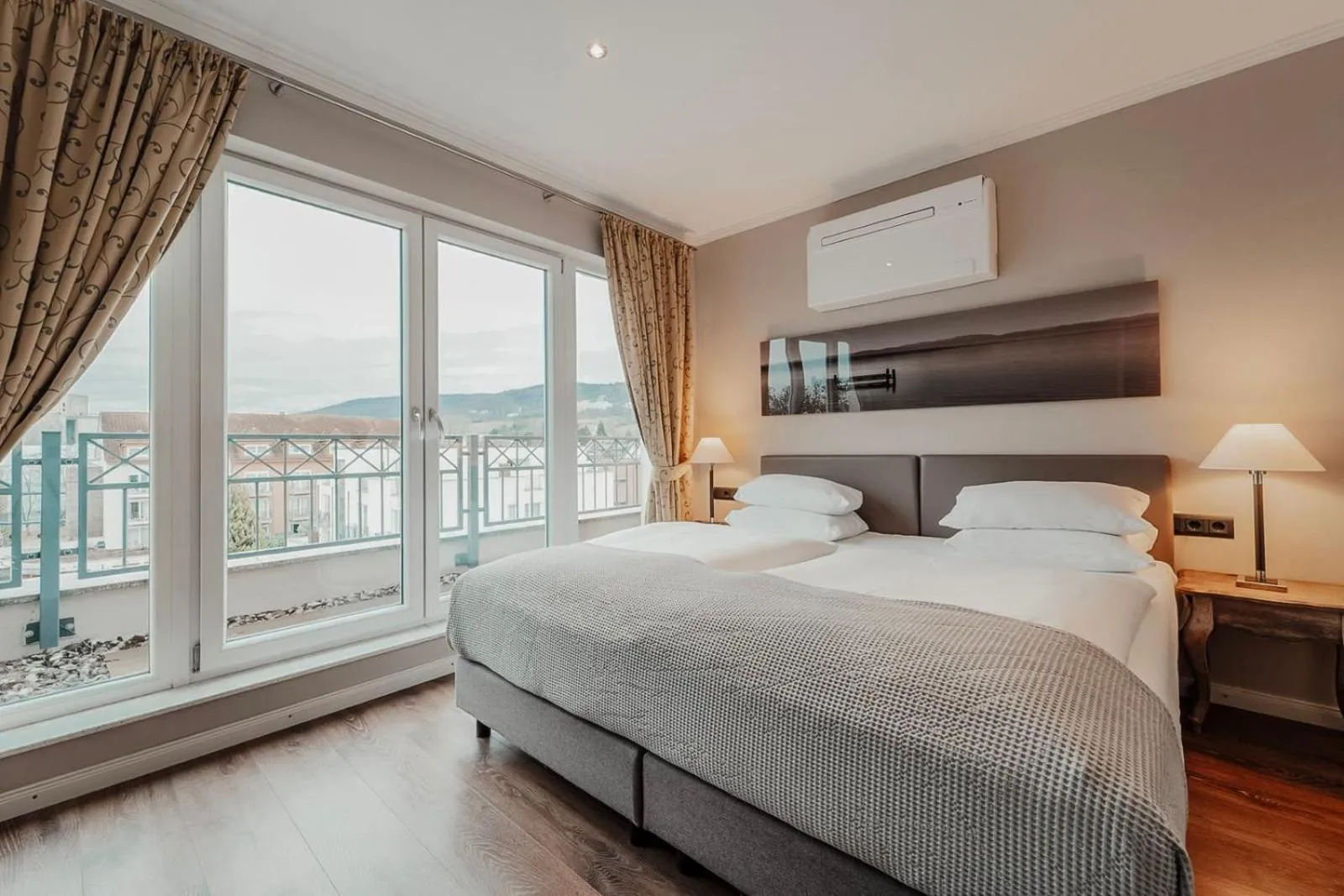 Bedroom, Bed in Hotel Villa Toskana