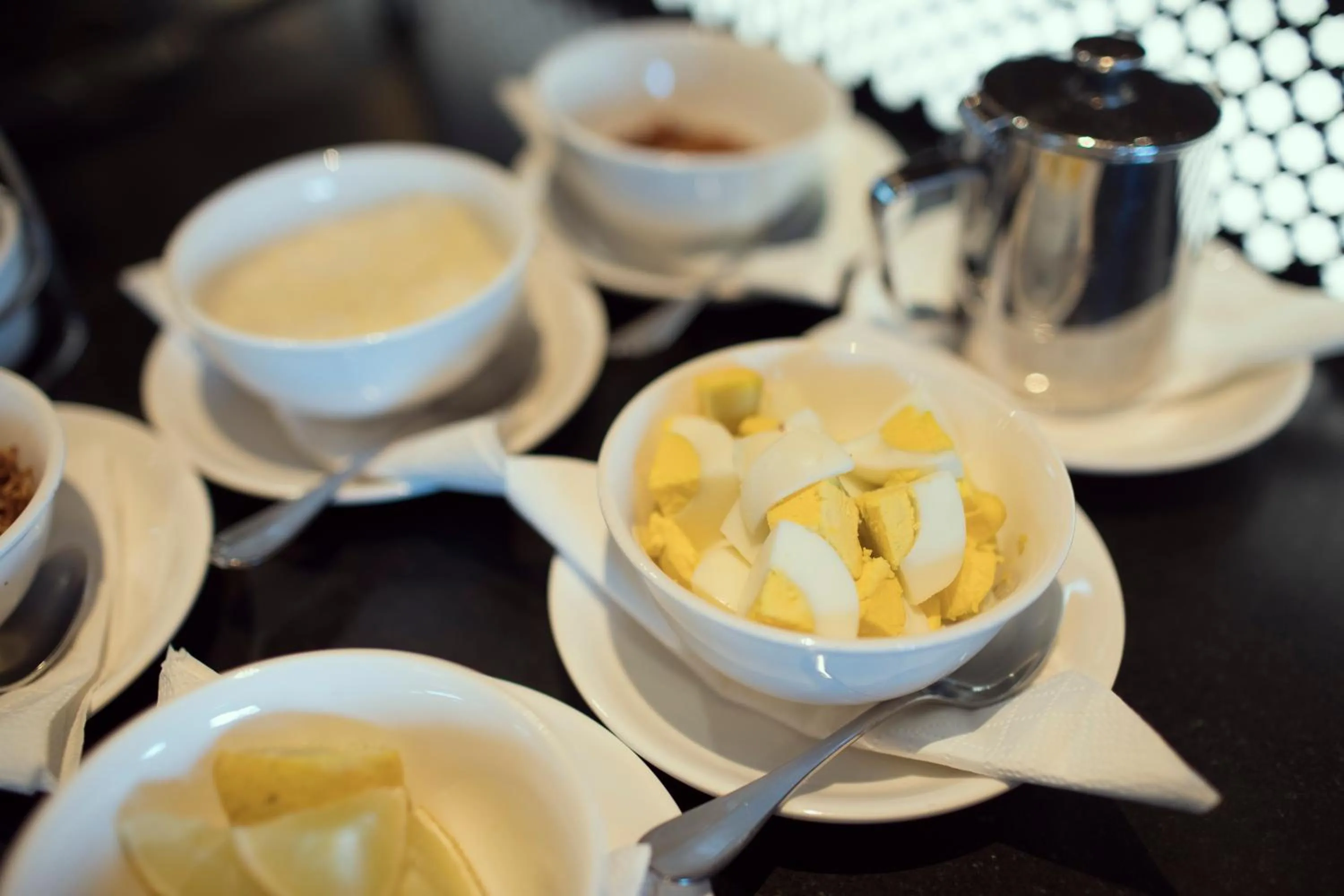 Food and drinks in Emerald Palace Hotel