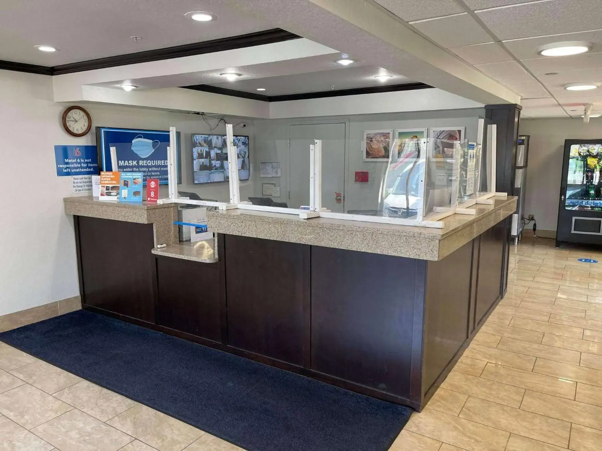 Lobby or reception in Studio 6 Peoria IL Lobby or reception in Studio 6 Peoria IL