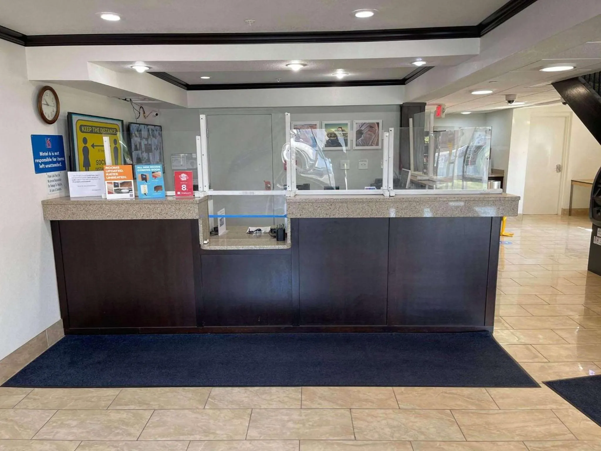 Lobby or reception in Studio 6 Peoria IL