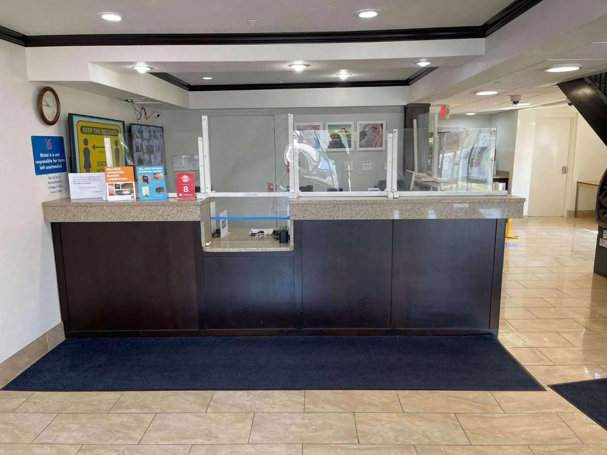 Lobby or reception in Studio 6 Peoria IL Lobby or reception in Studio 6 Peoria IL