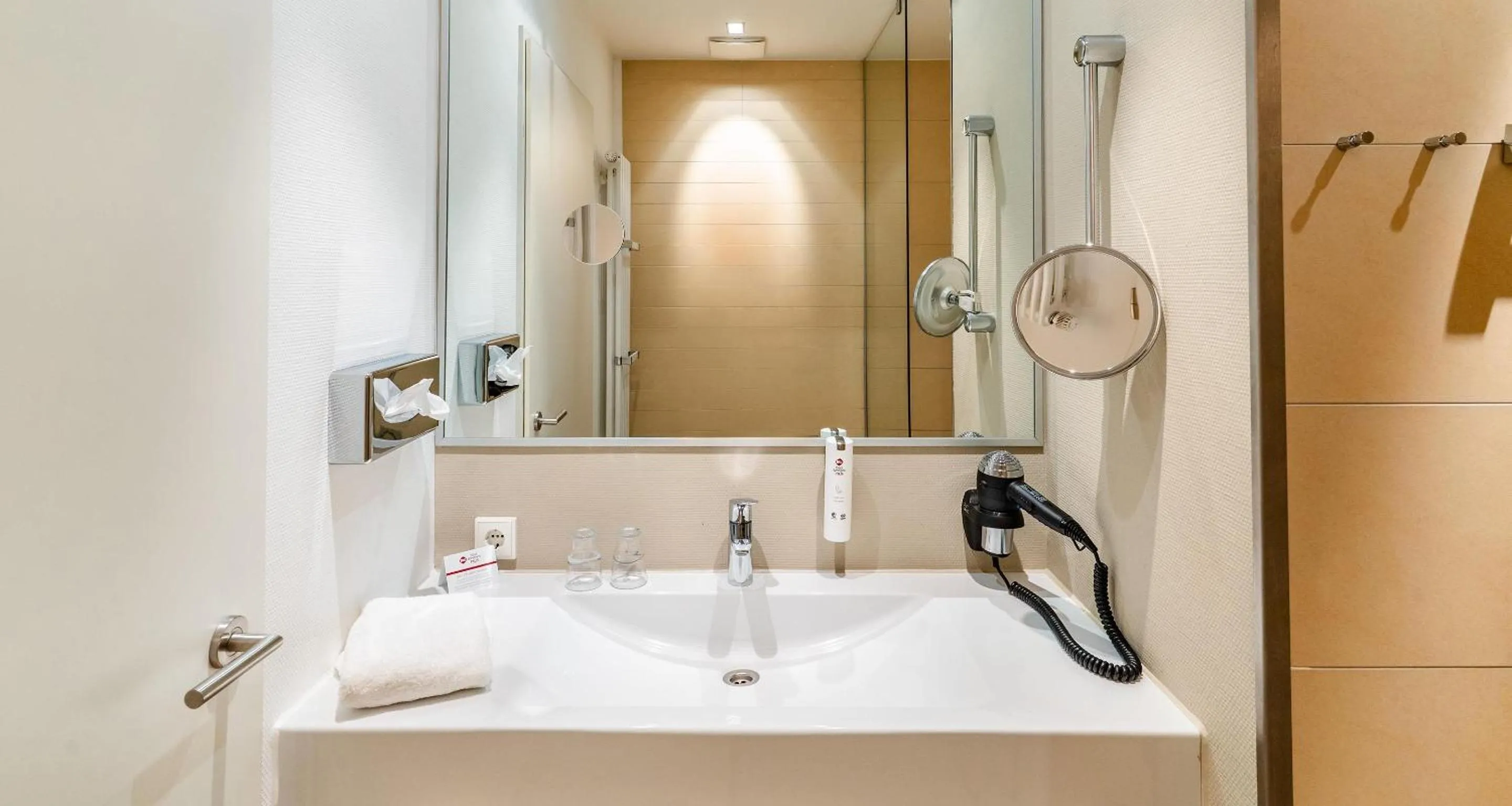 Bathroom in Best Western Plus Hotel Ostertor