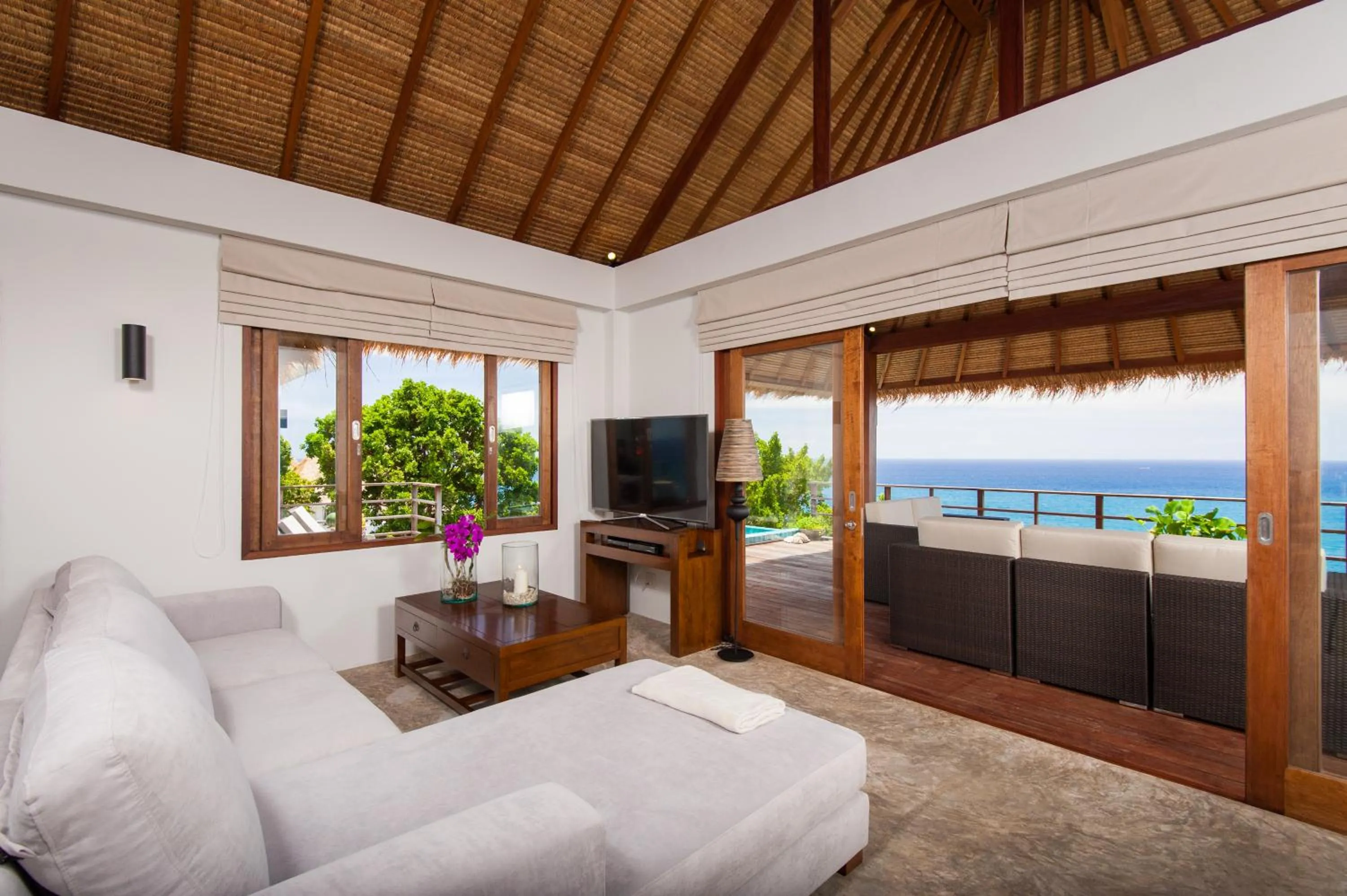 TV and multimedia in Cape Shark Villas