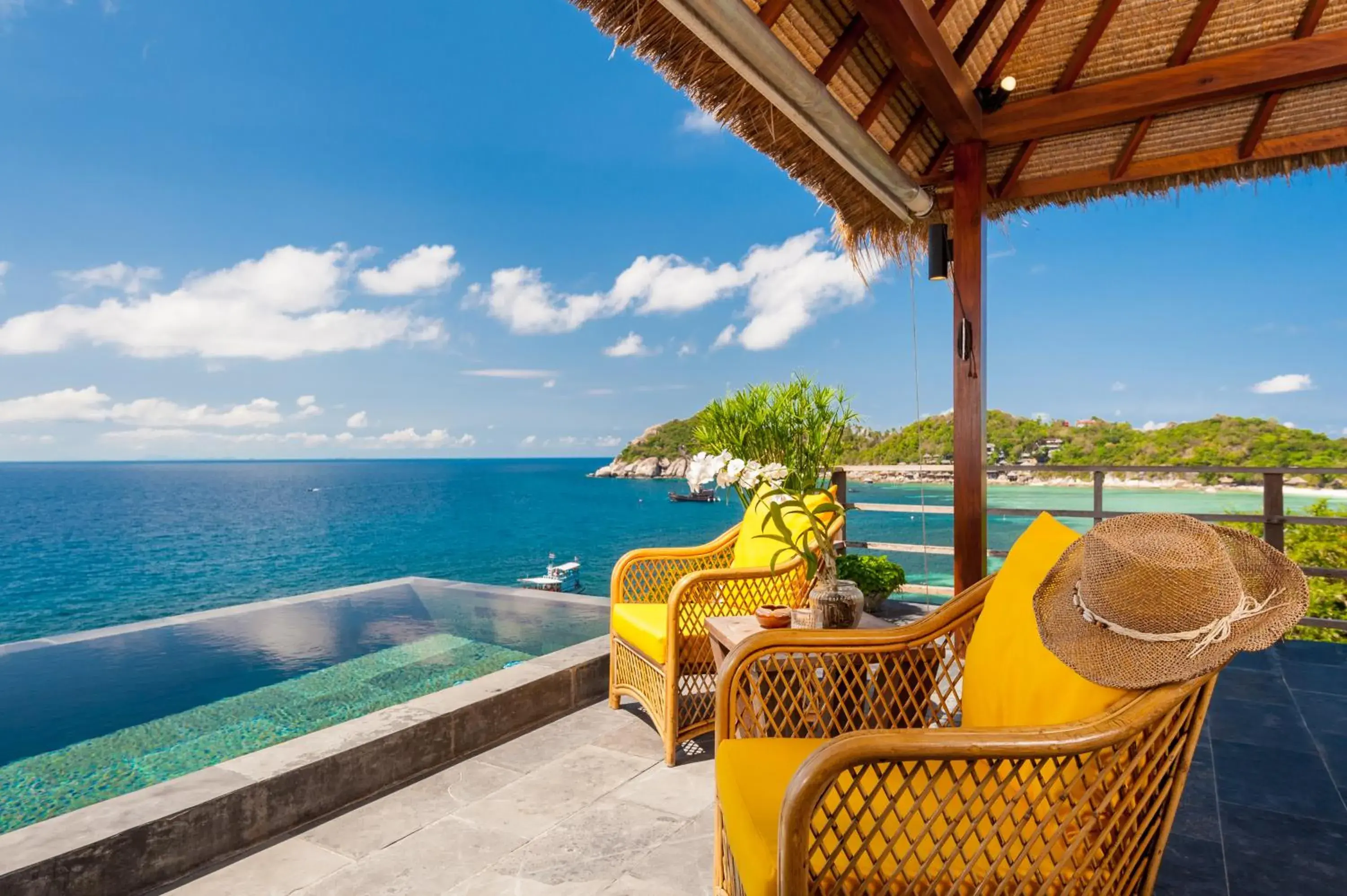 Swimming pool in Cape Shark Villas Swimming pool in Cape Shark Villas