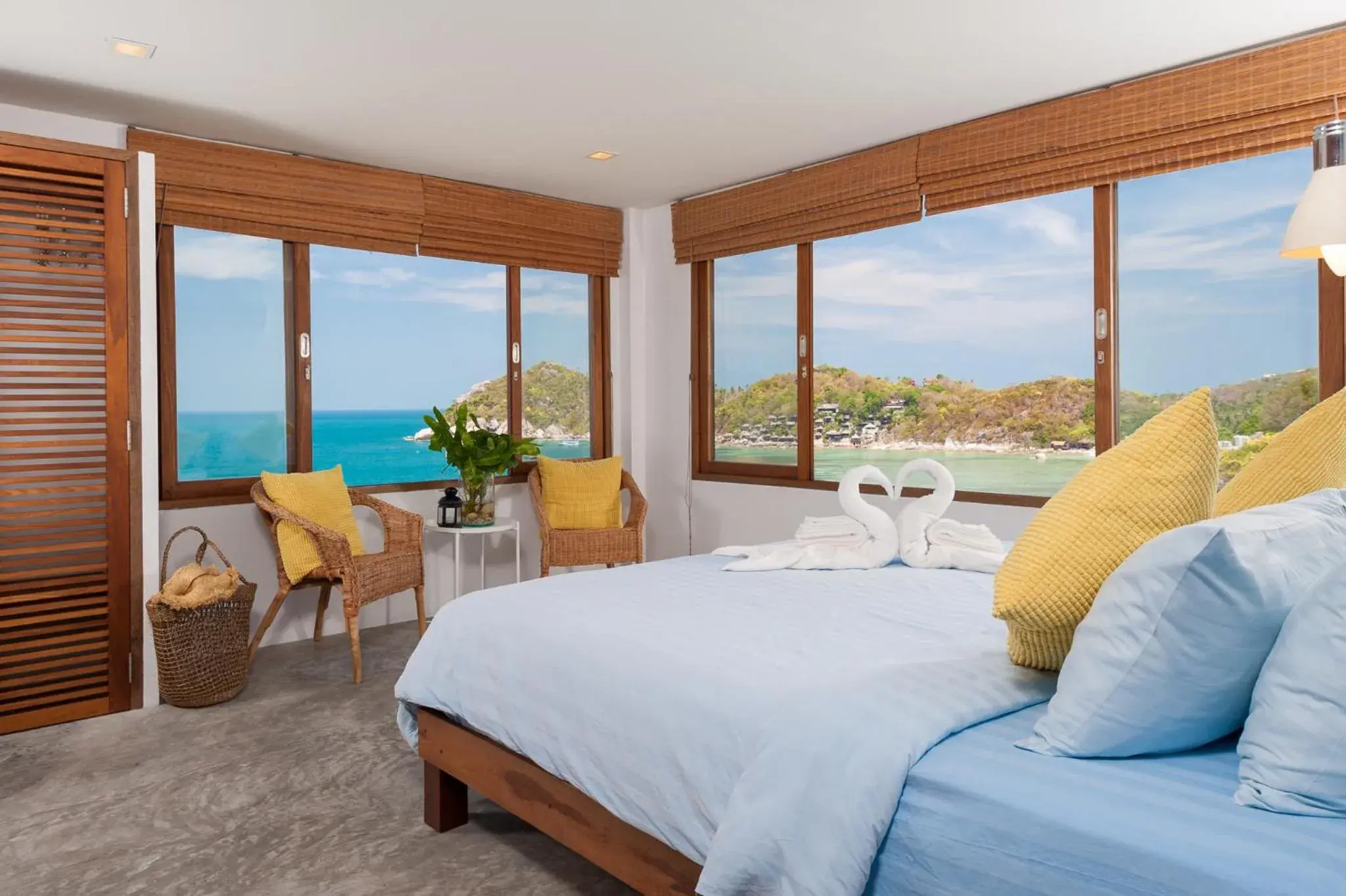 Bedroom, Bed in Cape Shark Villas Bedroom, Bed in Cape Shark Villas