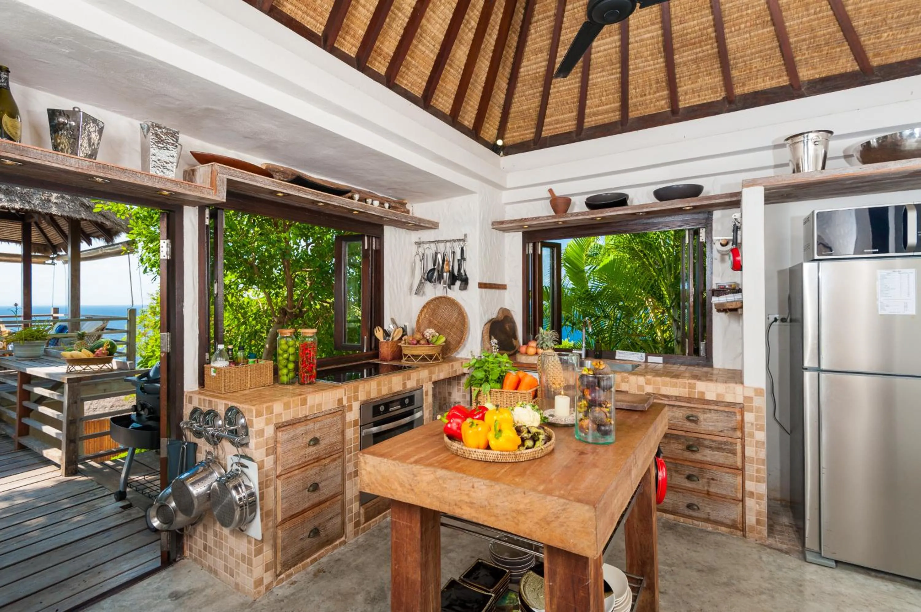 Kitchen or kitchenette in Cape Shark Villas