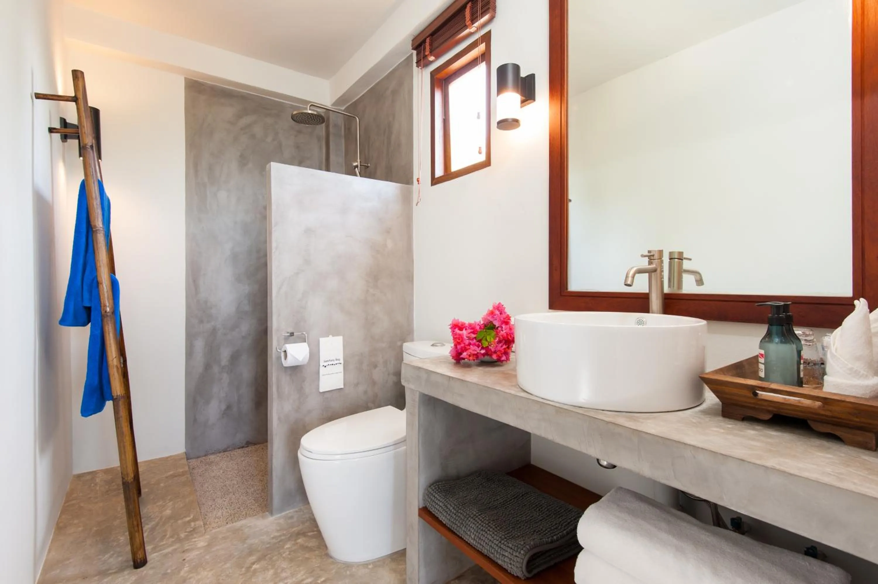 Toilet in Cape Shark Villas